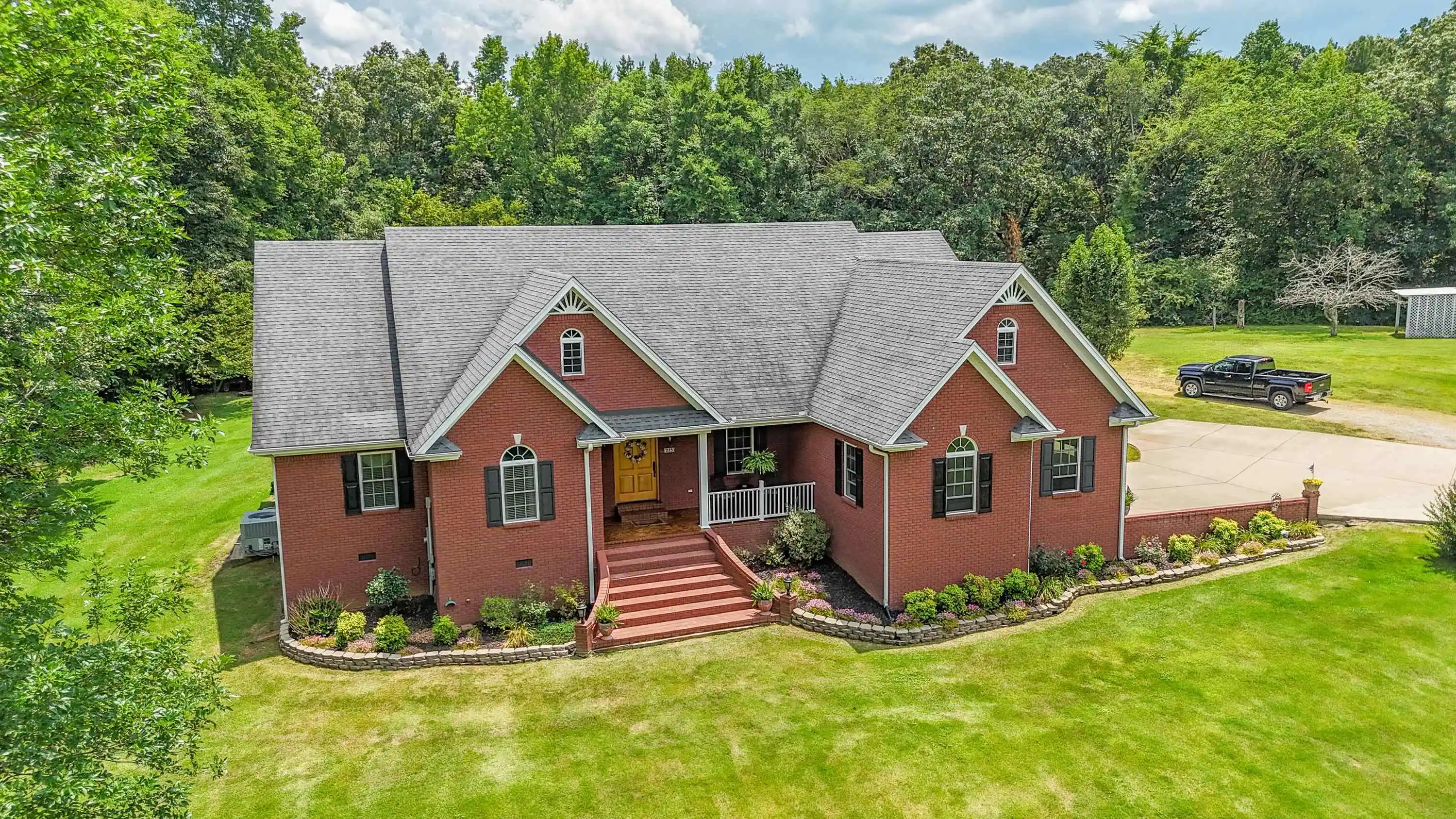 1st image of 225 Nixon Loop, Savannah, TN 38372 | MLS# 10215610
