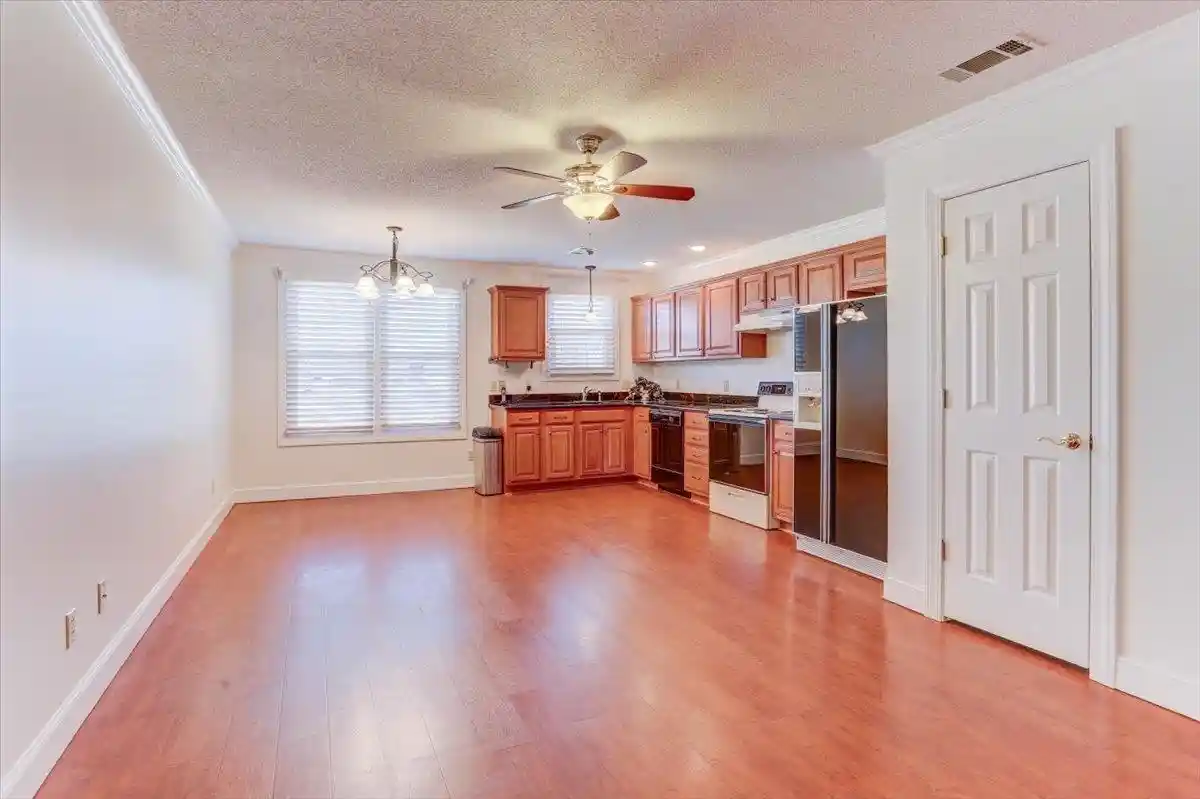 39th image of 9141 Forest Bend Ct, Germantown, TN 38138 | MLS# 10215630