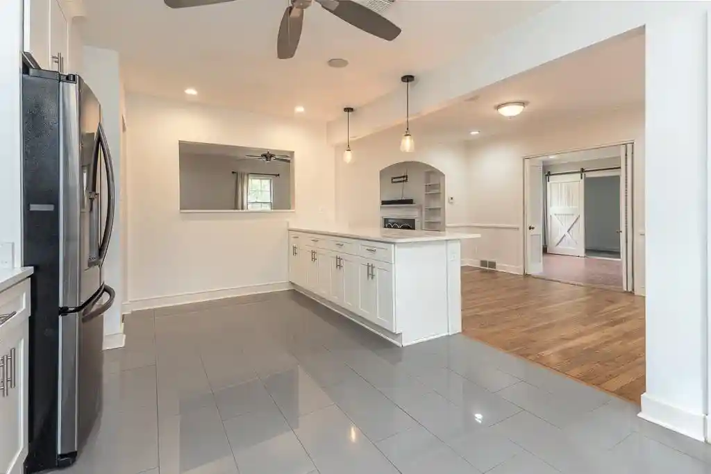 2nd image of 1204 E Crestwood Dr, Memphis, TN 38119 | MLS# 10215775
