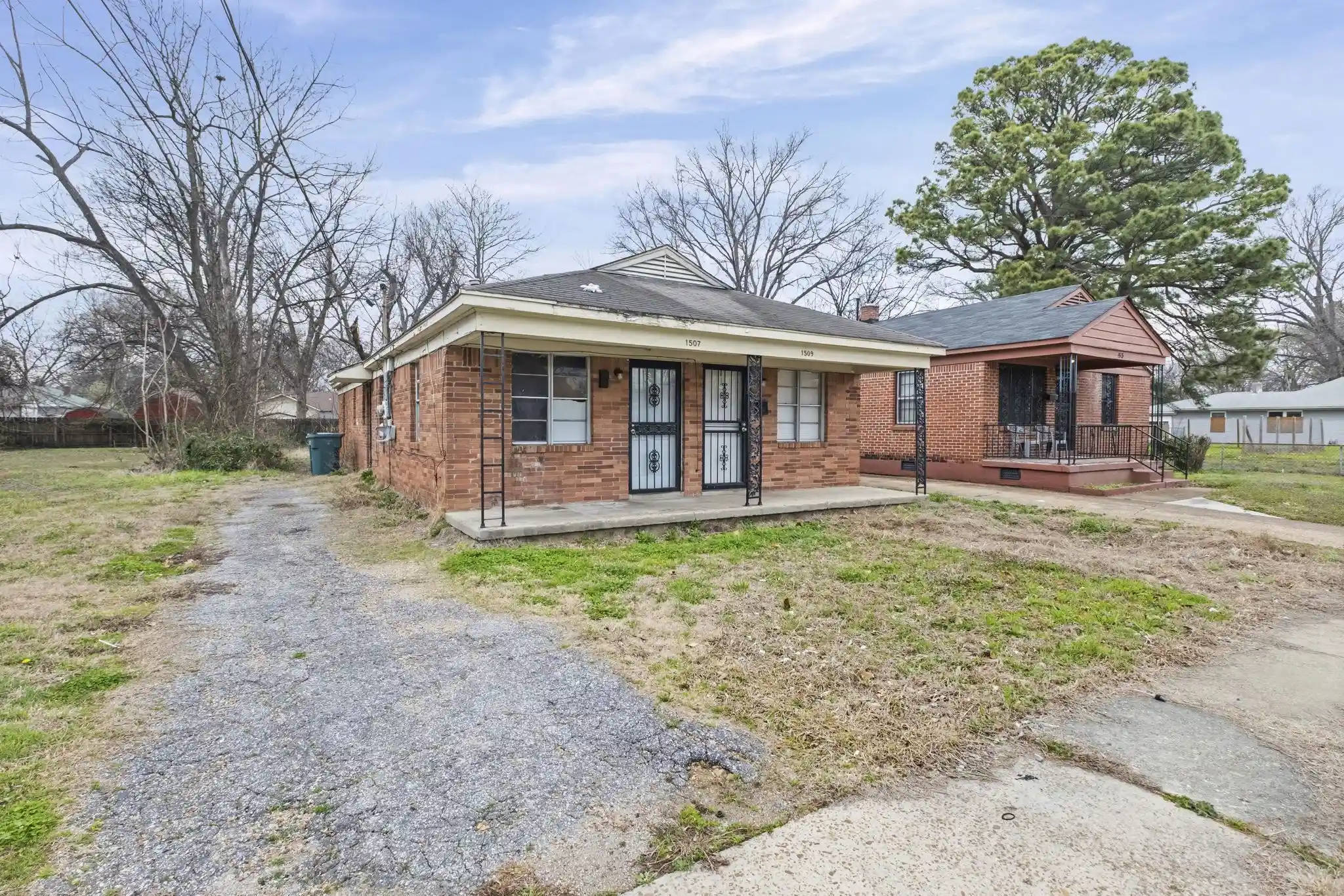 Homes for sale in Memphis, TN | 1507 Oakwood St, Memphis, TN 38108 | MLS# 10215834