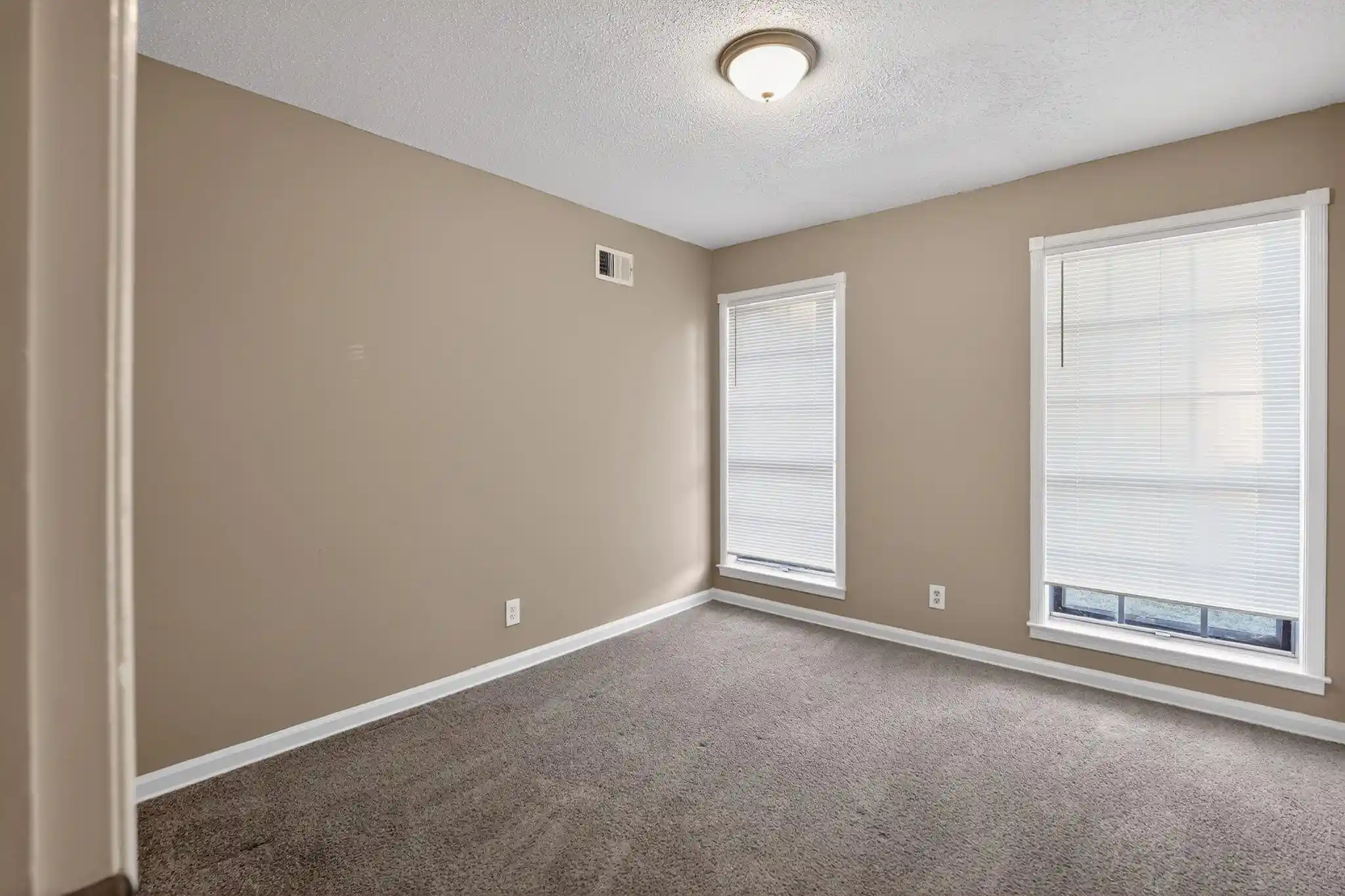 33rd image of 3265 Brakebill Cv, Memphis, TN 38116 | MLS# 10215940