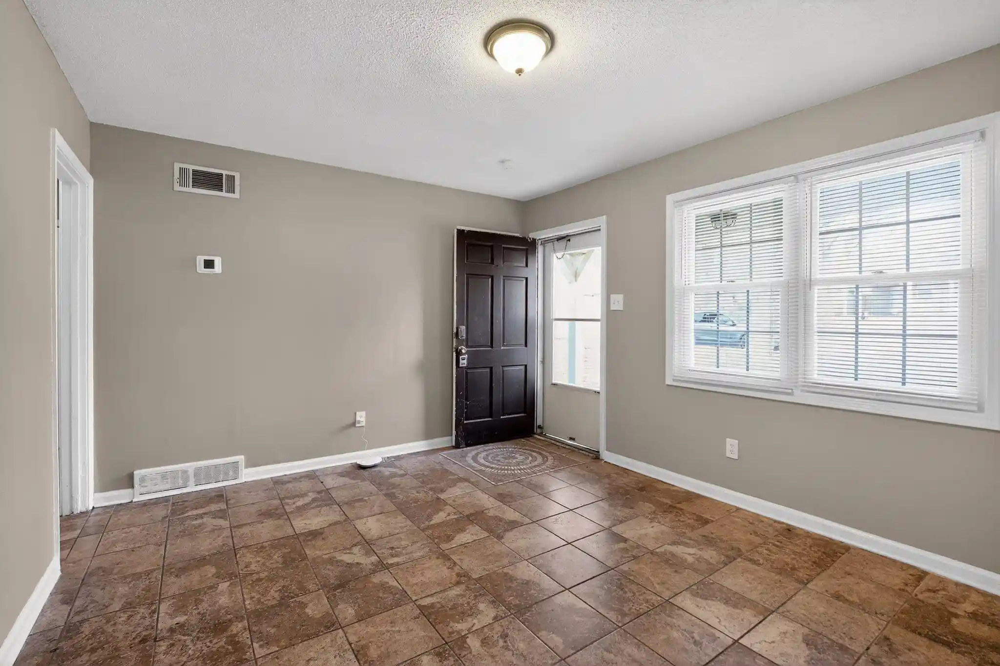 Photo 3 of Sale Pending at 4247 Trudy St, Memphis, TN 38128 | MLS# 10215942 | Listing updated on 2026-09-09