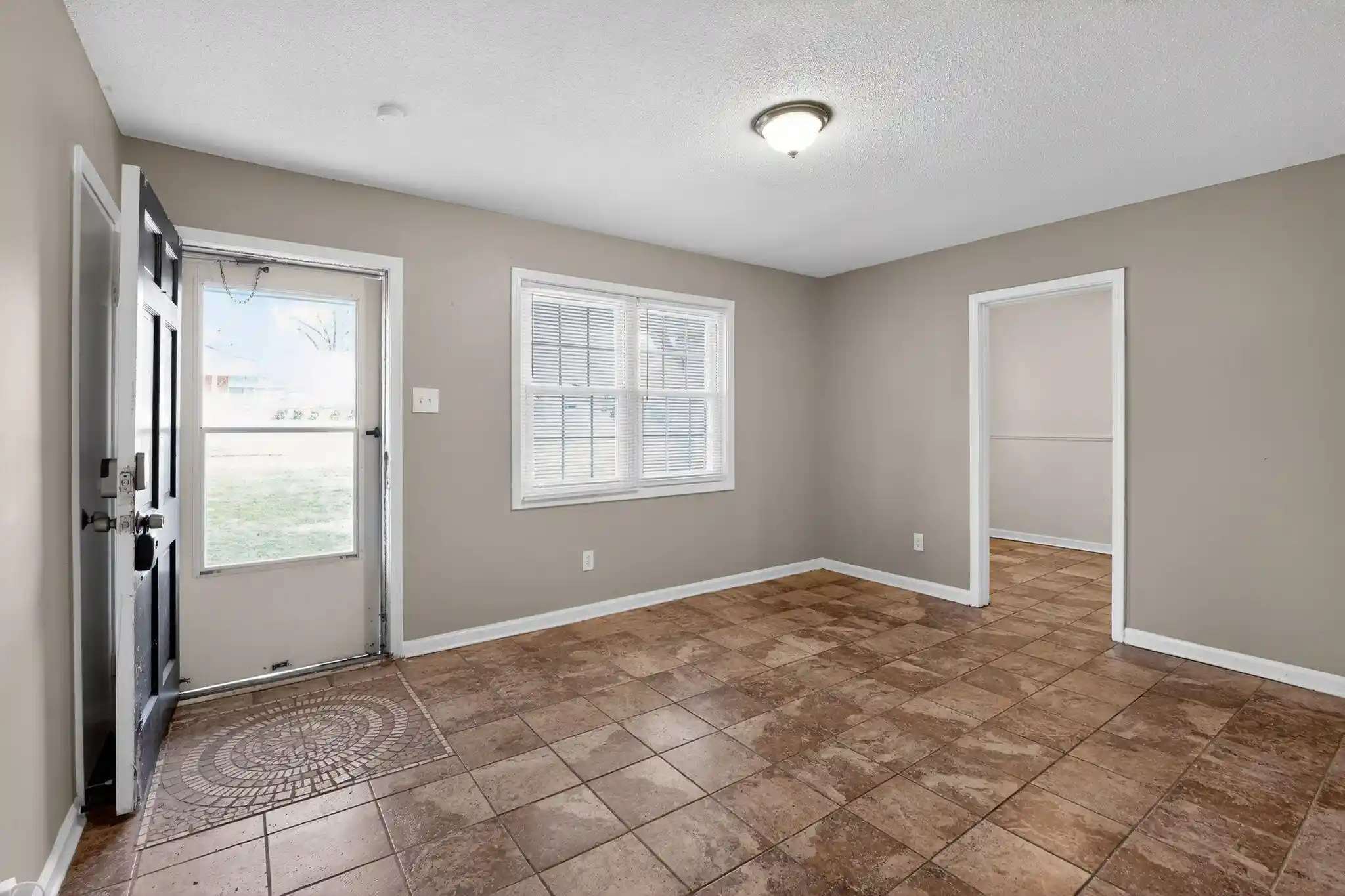 Photo 4 of Sale Pending at 4247 Trudy St, Memphis, TN 38128 | MLS# 10215942 | Listing updated on 2026-09-09