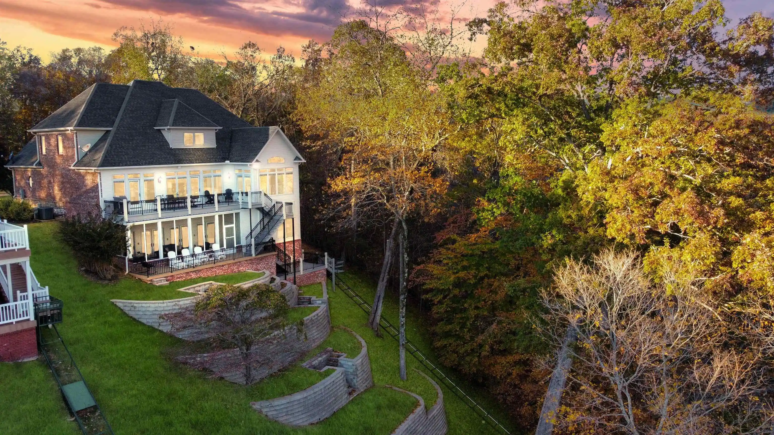 1st image of 505 Sailboat Pt, Savannah, TN 38372 | MLS# 10216158