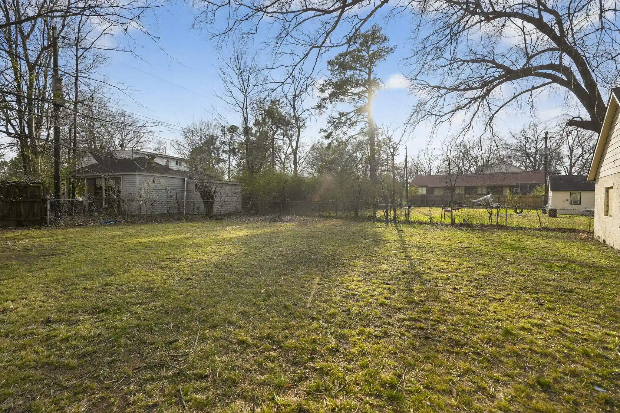 Photo 2 of Sale Pending at 3621 Vanuys Rd, Memphis, TN 38111 | MLS# 10216258 | Listing updated on 2026-09-09