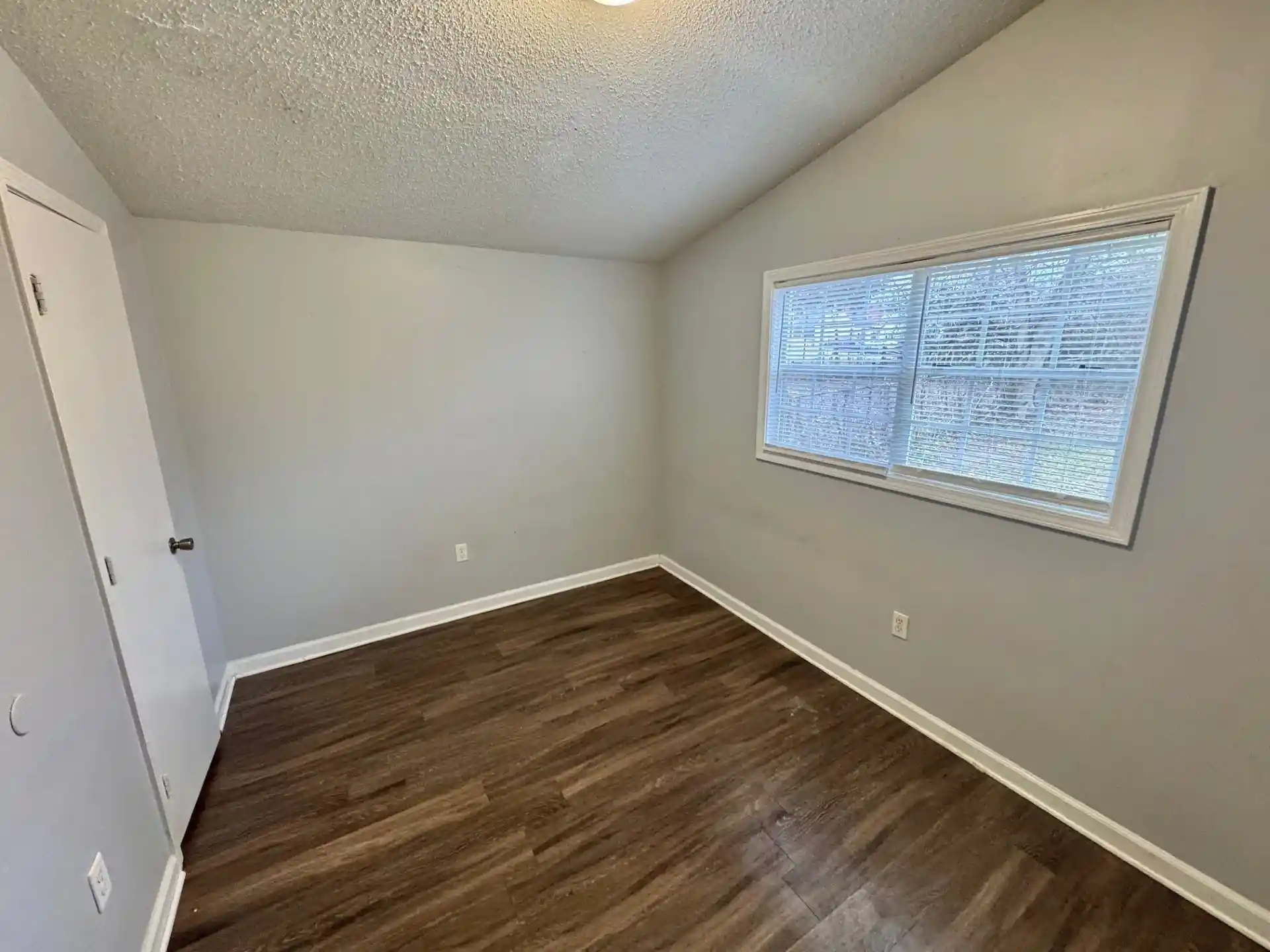 Photo 3 of Single family home for sale at 3936 Ajanders Dr, Memphis, TN 38127 | MLS# 10216401 | Listing updated on 2026-10-06