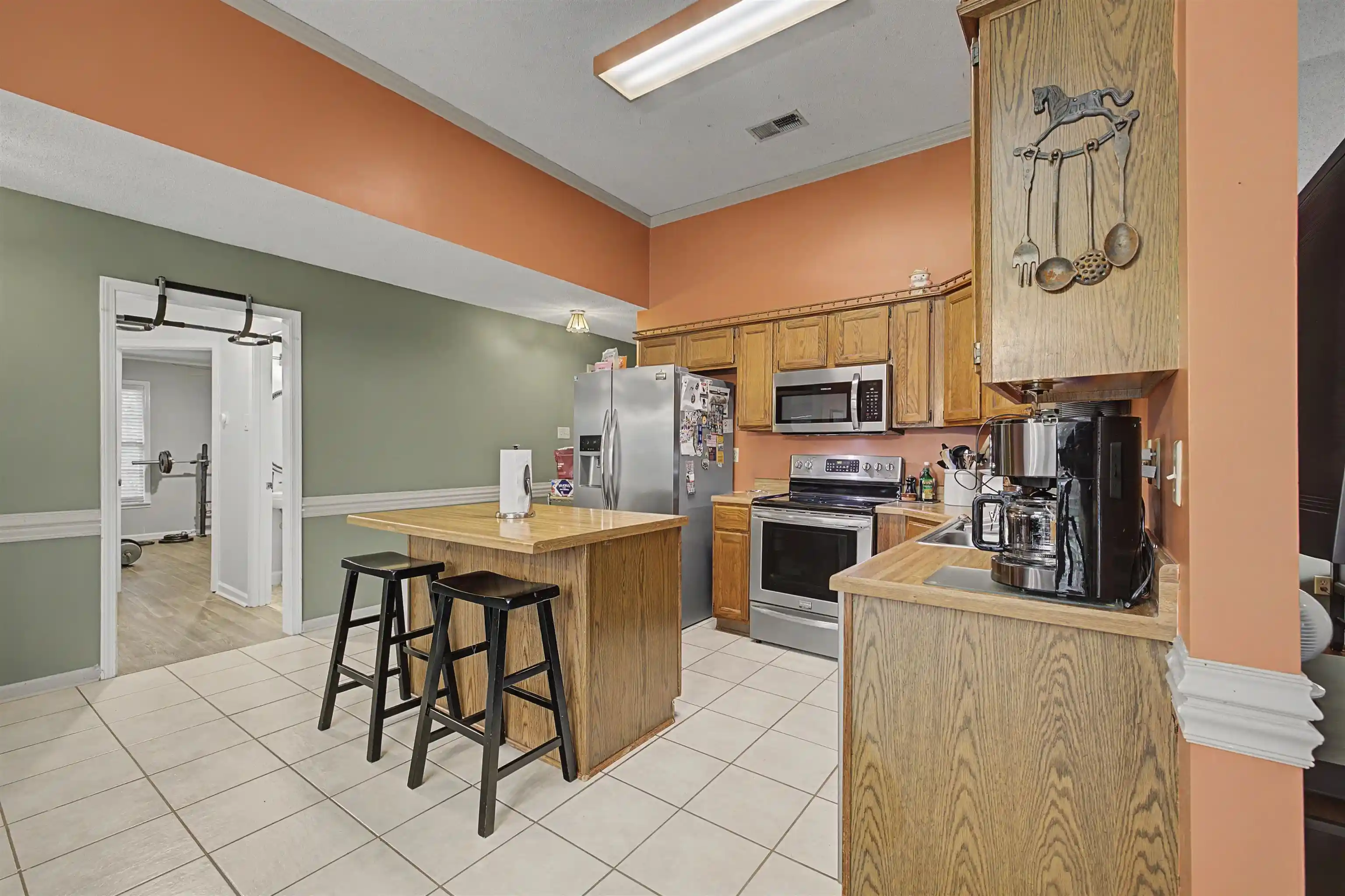 Photo 2 of Single family home for sale at 951 Dove Holw Dr, Cordova, TN 38018 | MLS# 10216529 | Listing updated on 2026-09-02