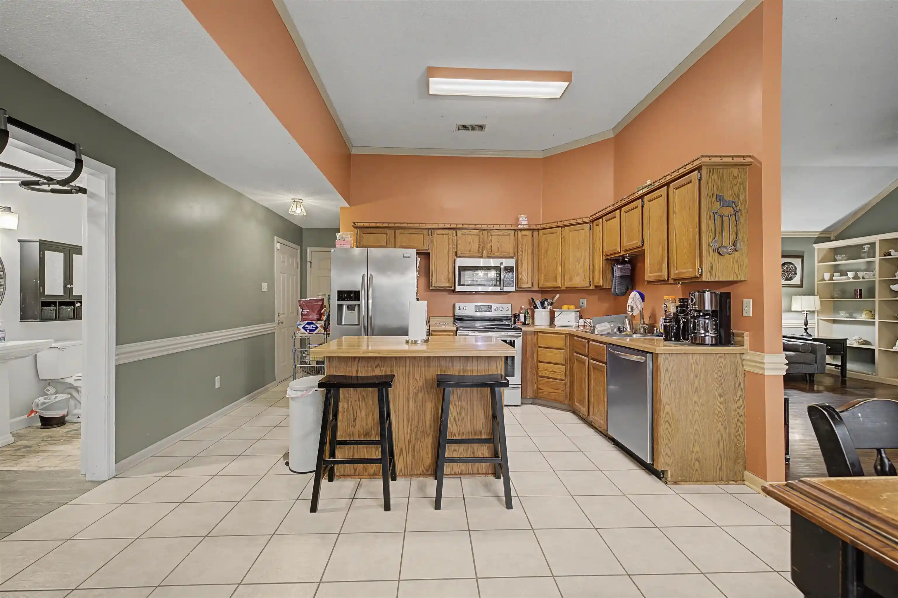 Photo 3 of Single family home for sale at 951 Dove Holw Dr, Cordova, TN 38018 | MLS# 10216529 | Listing updated on 2026-09-02