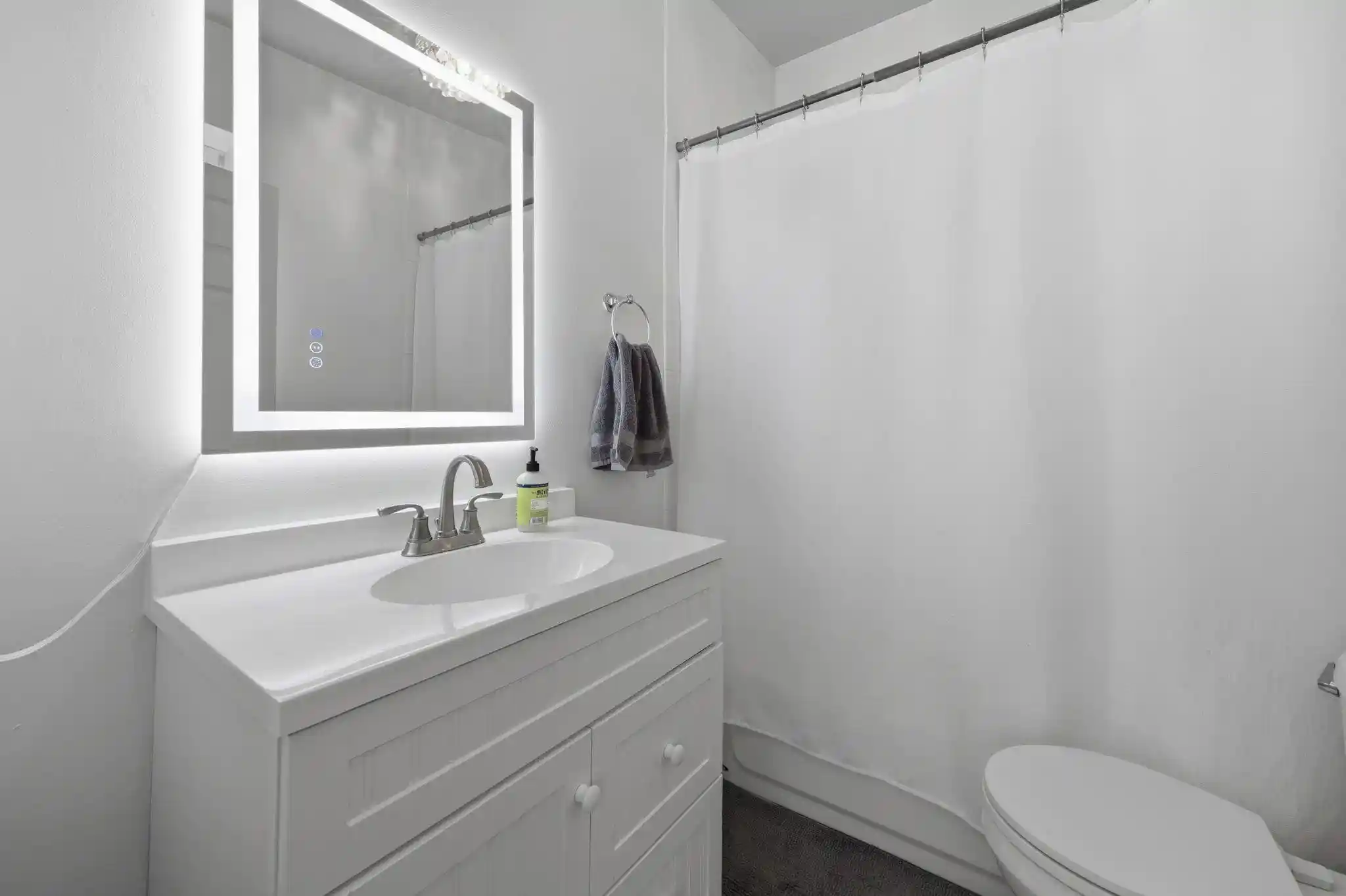 Photo 2 of Single family home for sale at 471 S Reese St, Memphis, TN 38111 | MLS# 10216668 | Listing updated on 2026-08-20