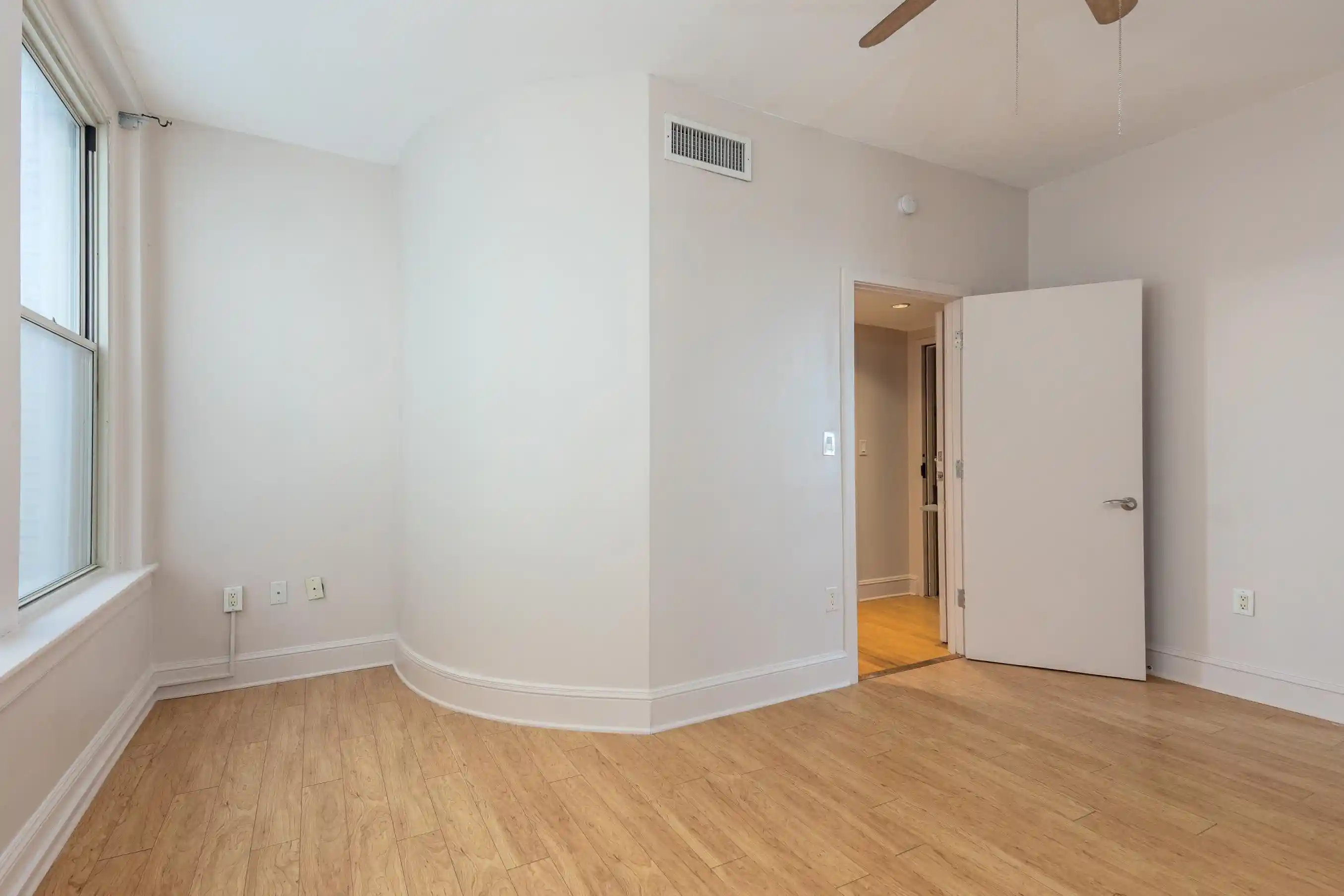 2nd image of Shrine Building Condominiums, Memphis, TN 38103