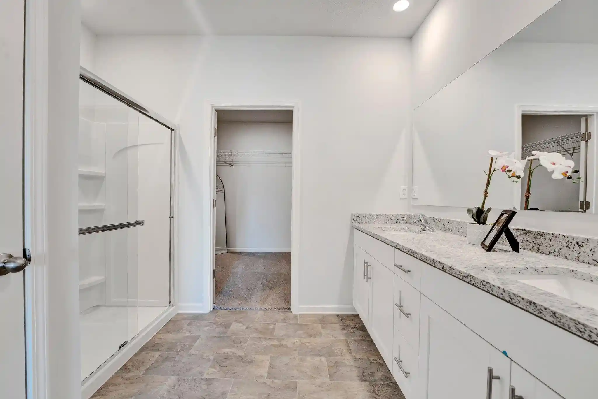 Photo 2 of Sale Pending at 4247 Sandy Holw Ln, Millington, TN 38053 | MLS# 10216733 | Listing updated on 2026-09-10