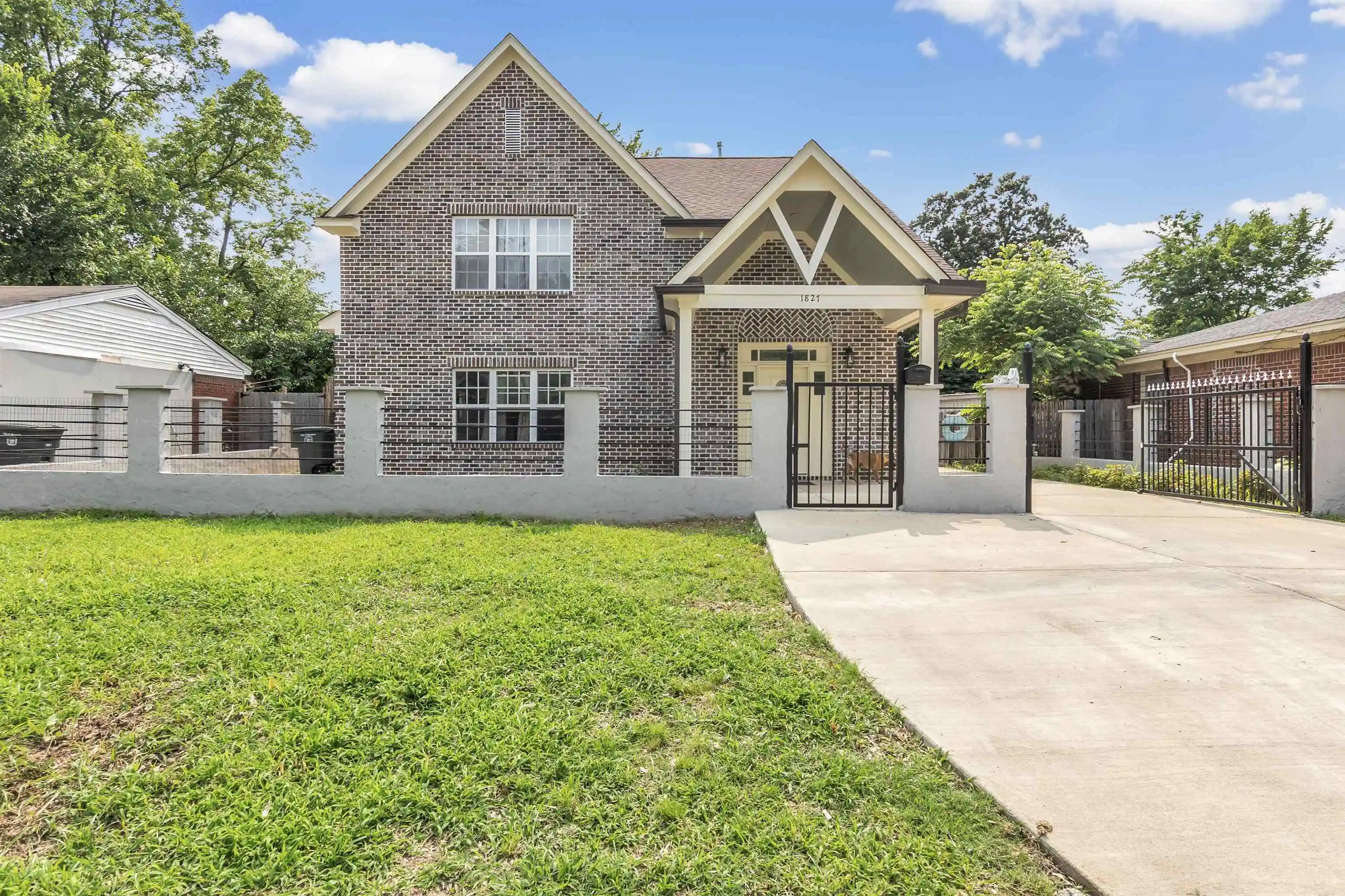 Photo 1 of Single family home for sale at 1827 Eldorado St, Memphis, TN 38128 | MLS# 10216743 | Listing updated on 2026-03-31