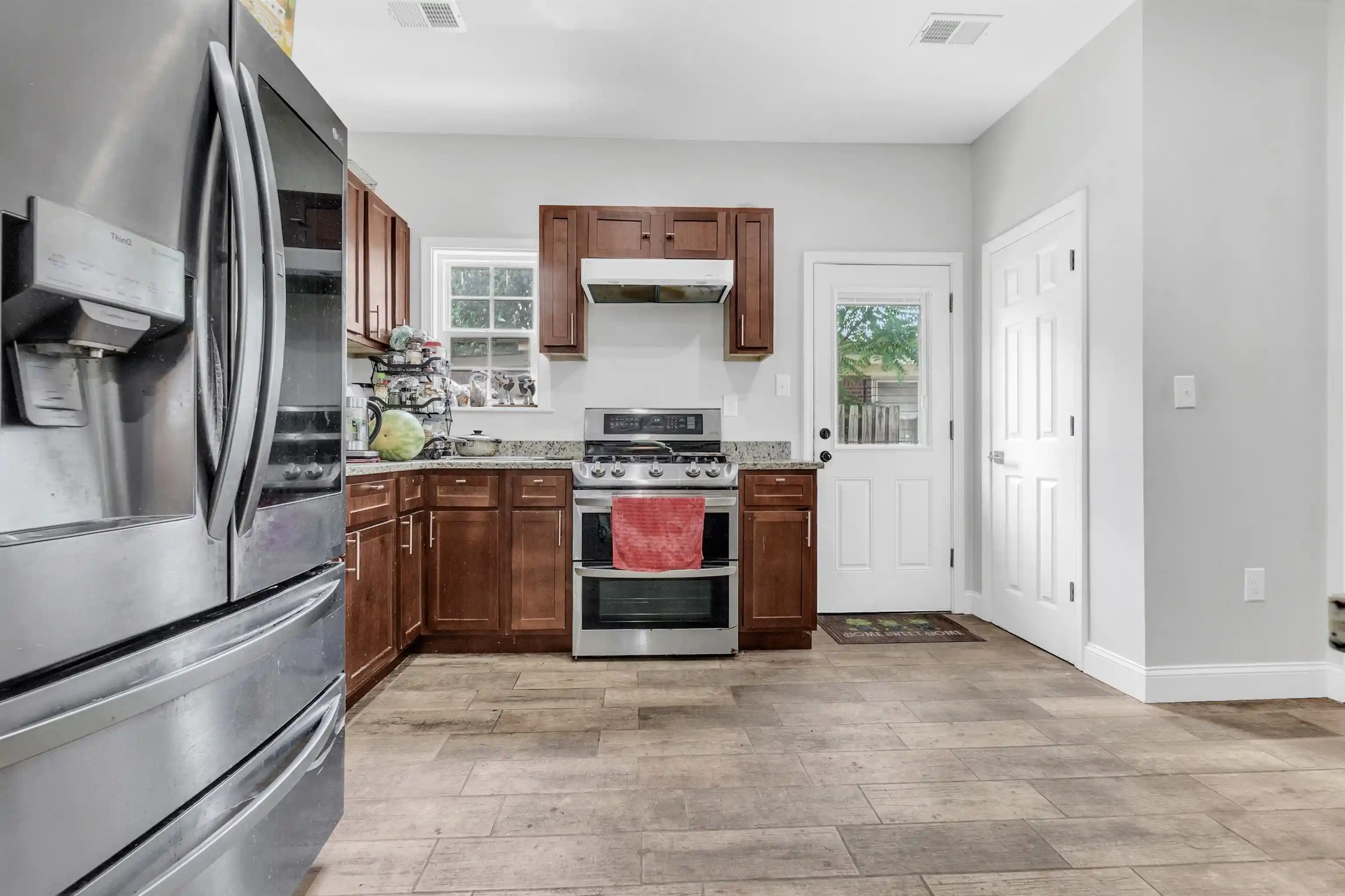 Photo 3 of Single family home for sale at 1827 Eldorado St, Memphis, TN 38128 | MLS# 10216743 | Listing updated on 2026-03-31