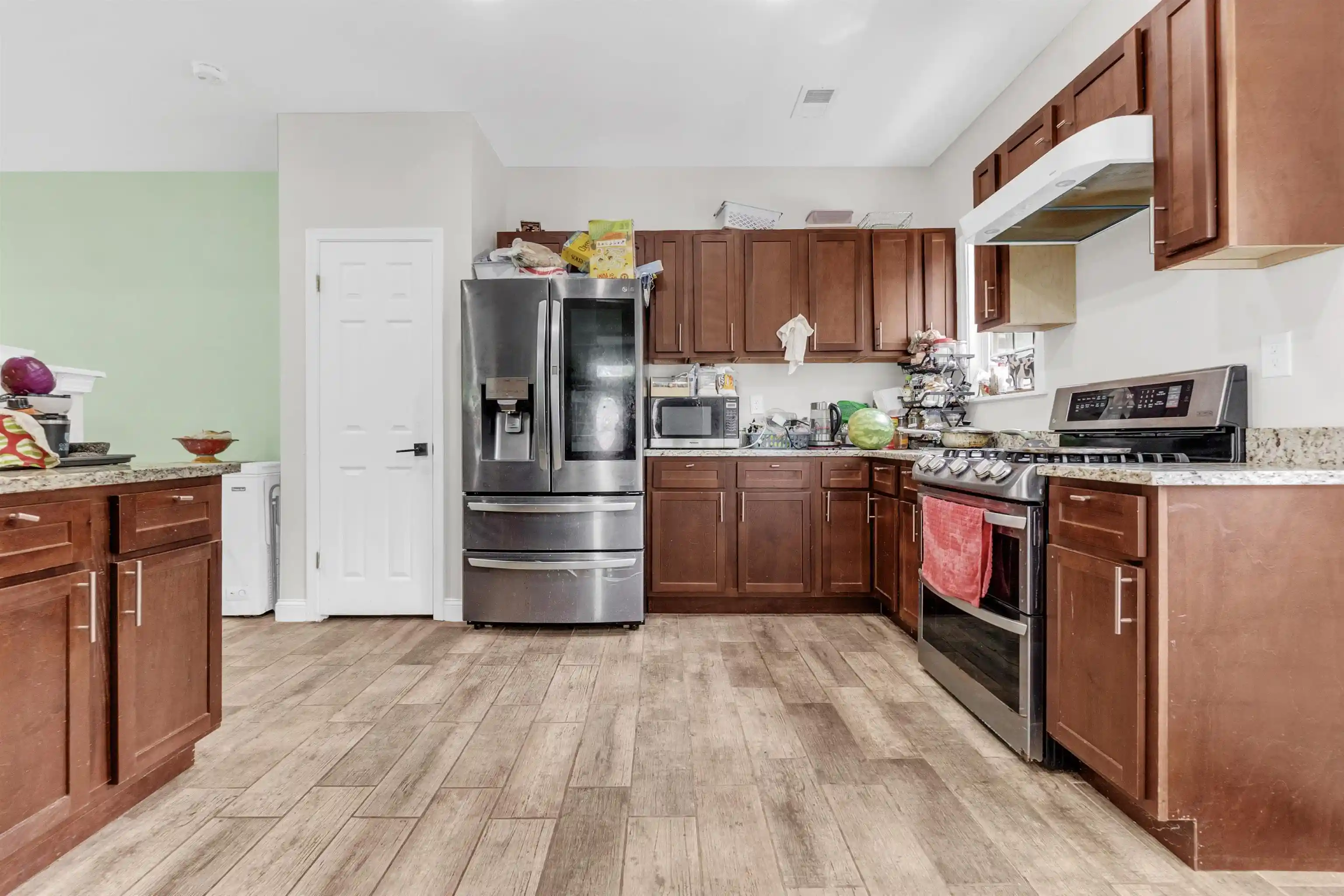 Photo 4 of Single family home for sale at 1827 Eldorado St, Memphis, TN 38128 | MLS# 10216743 | Listing updated on 2026-03-31