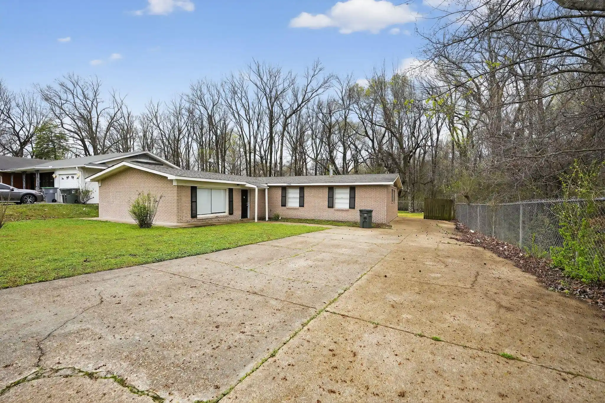 Homes for sale in Memphis, TN | 1748 Hester Rd, Memphis, TN 38116 | MLS# 10216769