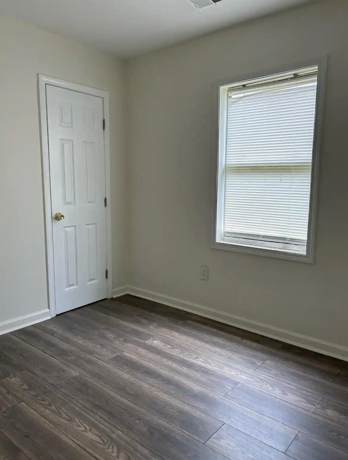 Photo 3 of Single family home for sale at 1399 Michigan St, Memphis, TN 38106 | MLS# 10216835 | Listing updated on 2026-06-11