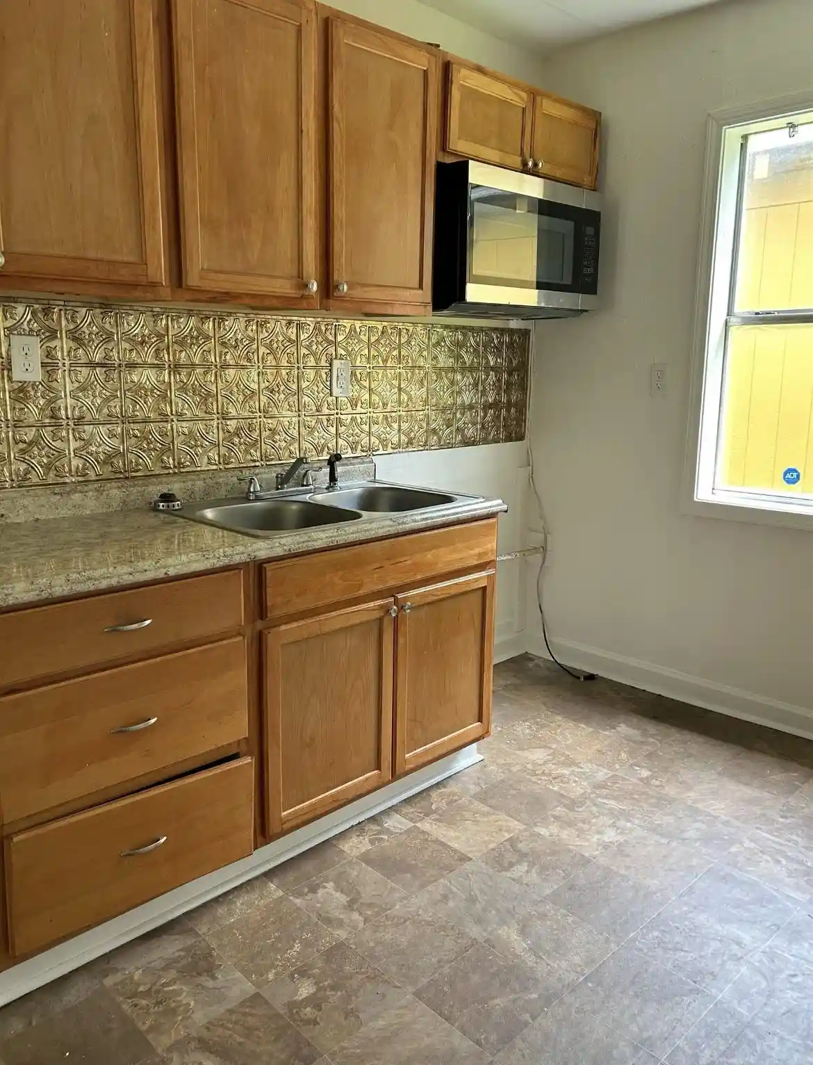 Photo 4 of Single family home for sale at 1399 Michigan St, Memphis, TN 38106 | MLS# 10216835 | Listing updated on 2026-06-11