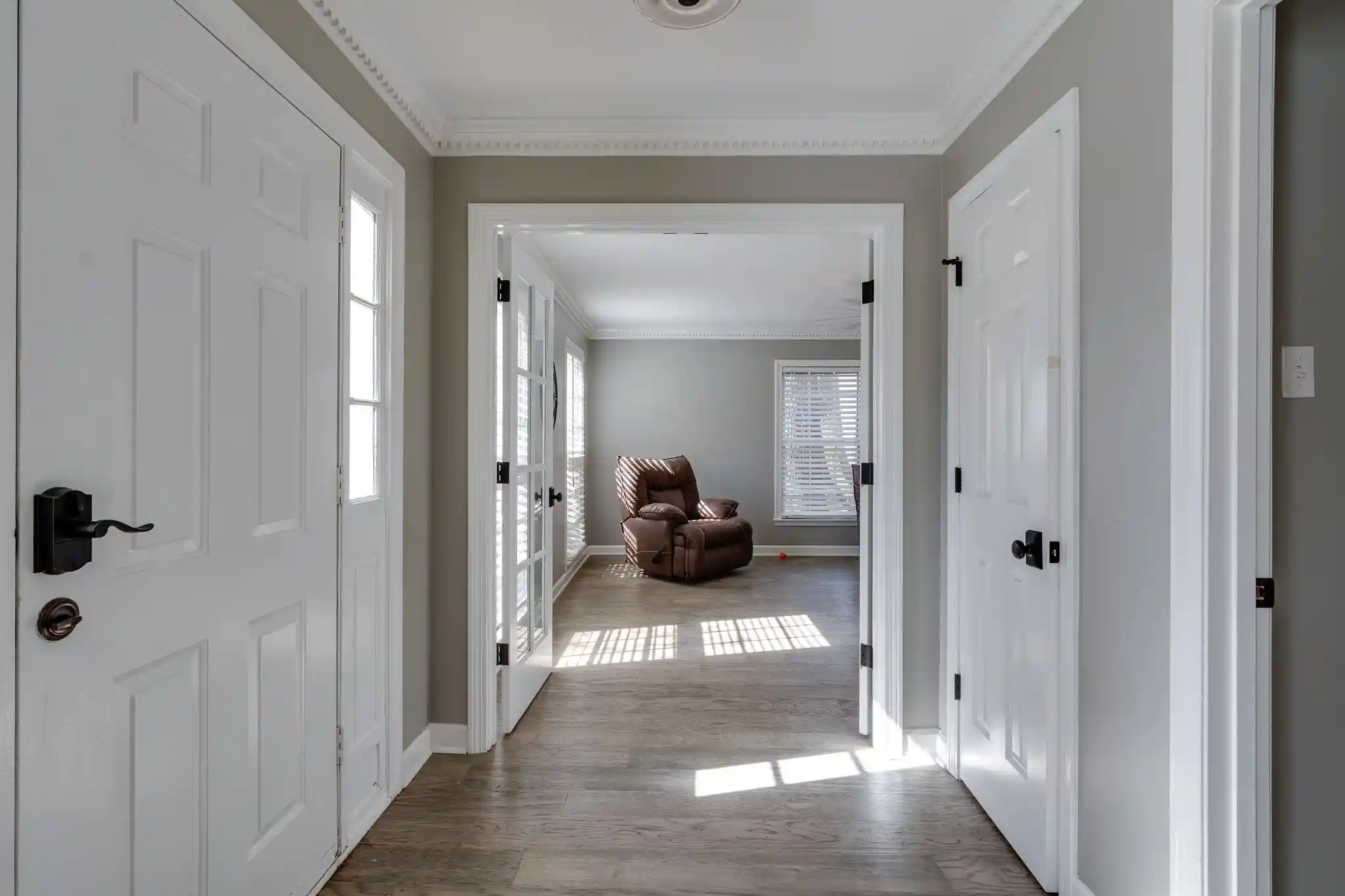 Photo 2 of Sale Pending at 6764 Sunburst Cv, Memphis, TN 38119 | MLS# 10216868 | Listing updated on 2026-08-25