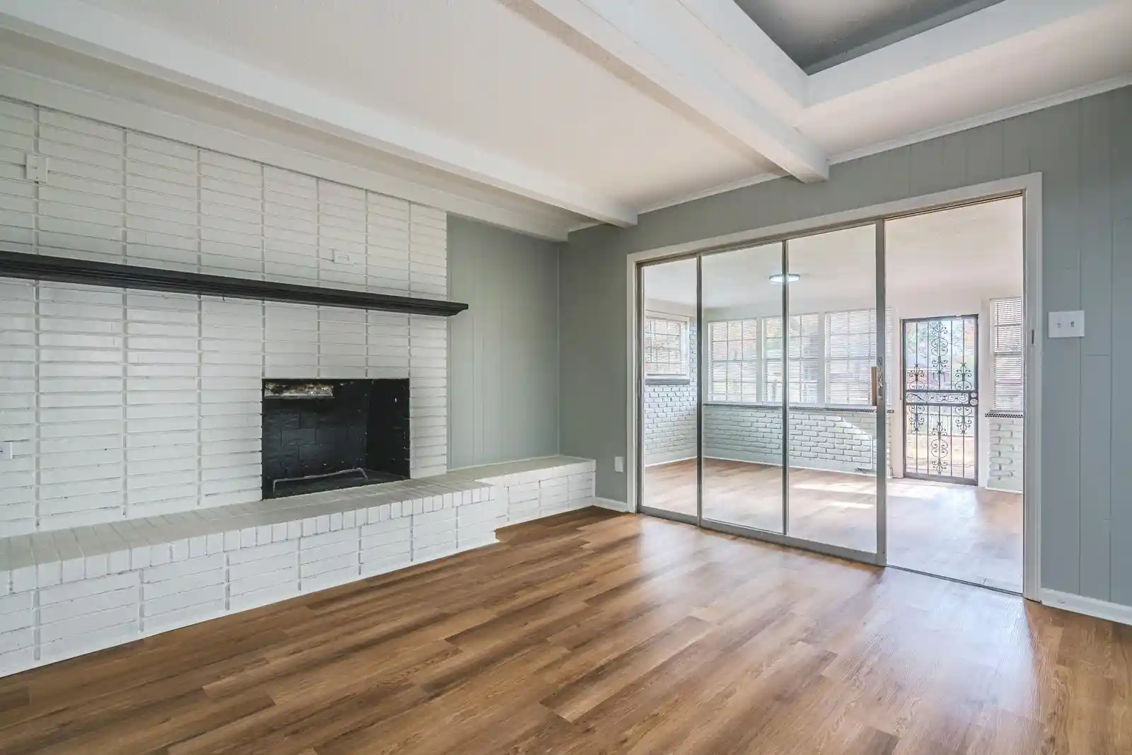 4th image of 4845 Summerview Ave, Memphis, TN 38118 | MLS# 10216907