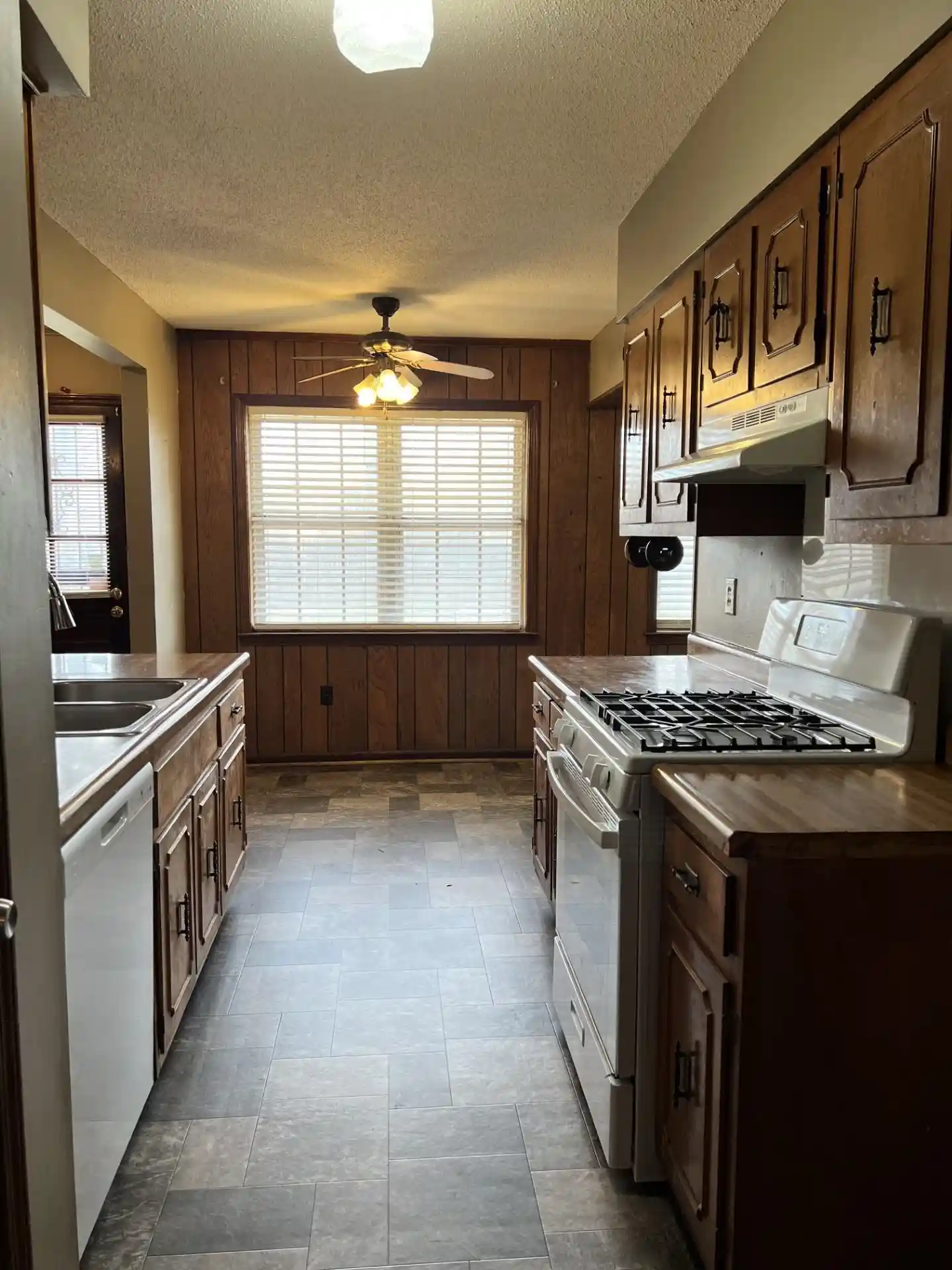 3rd image of 3472 Castleman St, Memphis, TN 38118 | MLS# 10217186