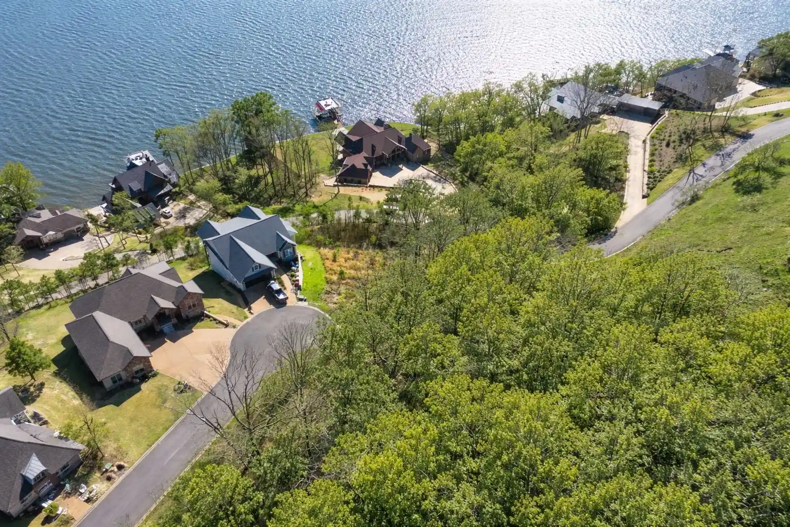 2nd image of 50 Legacy Pt, Savannah, TN 38372 | MLS# 10217302