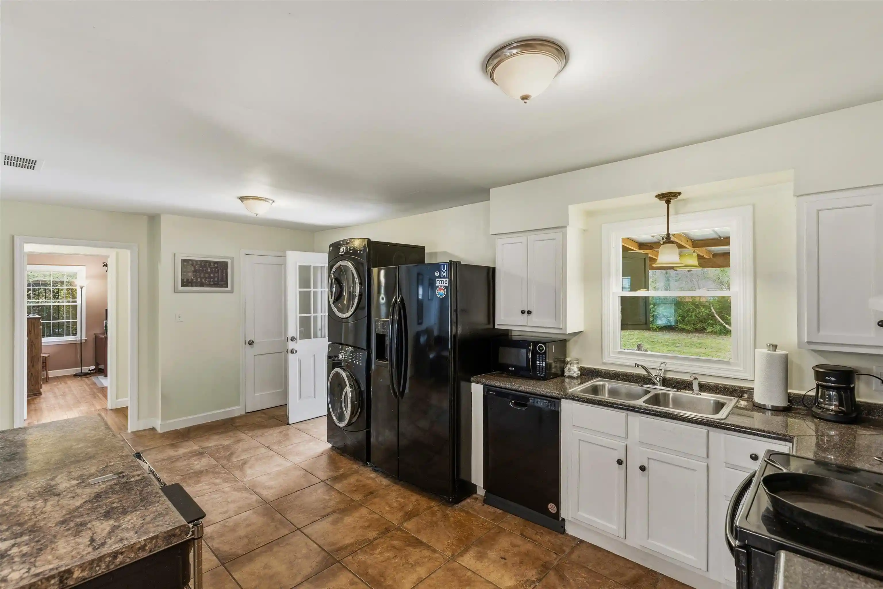 2nd image of 1181 S Perkins Rd, Memphis, TN 38117 | MLS# 10217387