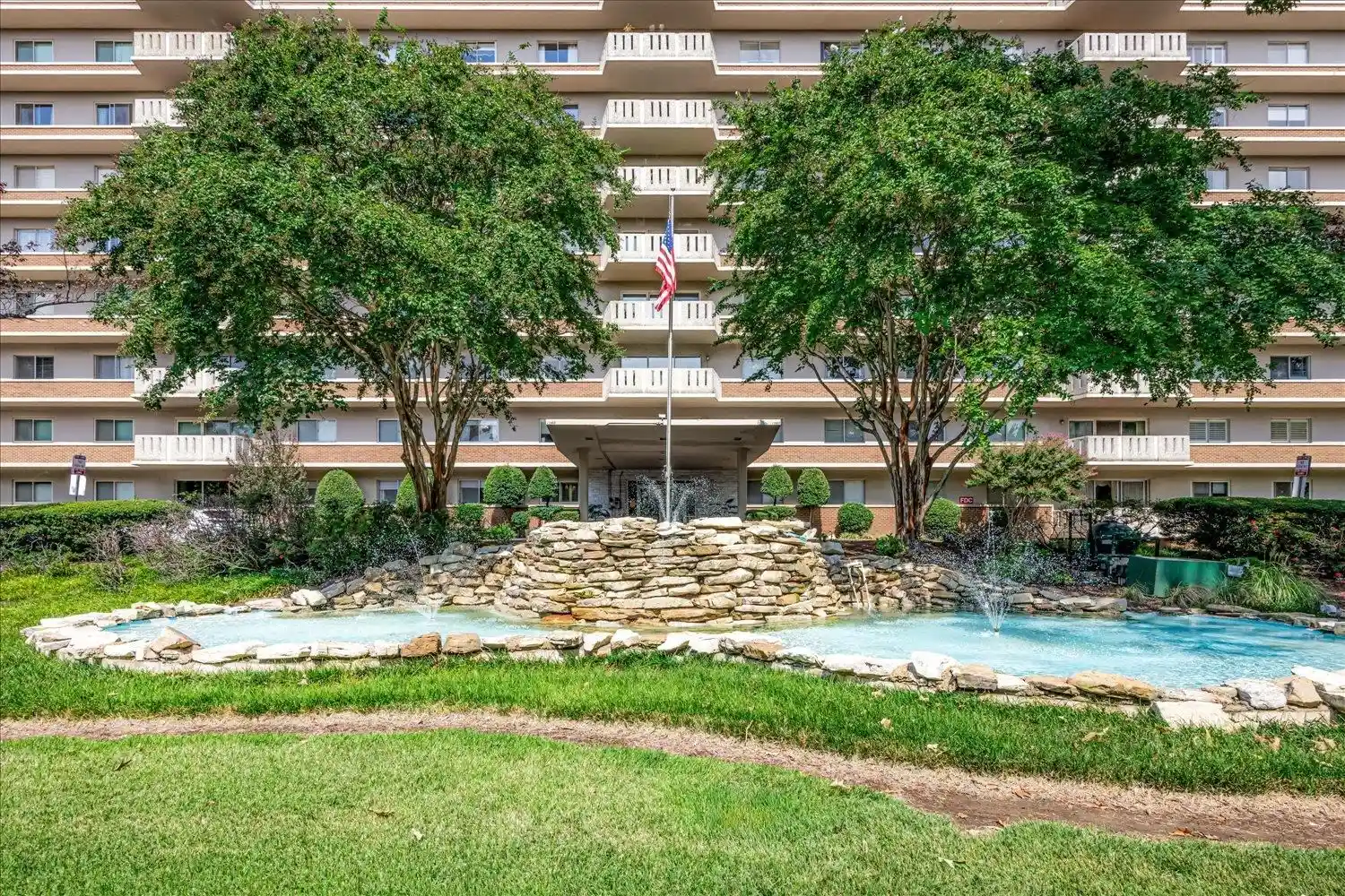 1st image of 1960 N Parkway Ave #1208, Memphis, TN 38112 | MLS# 10217405