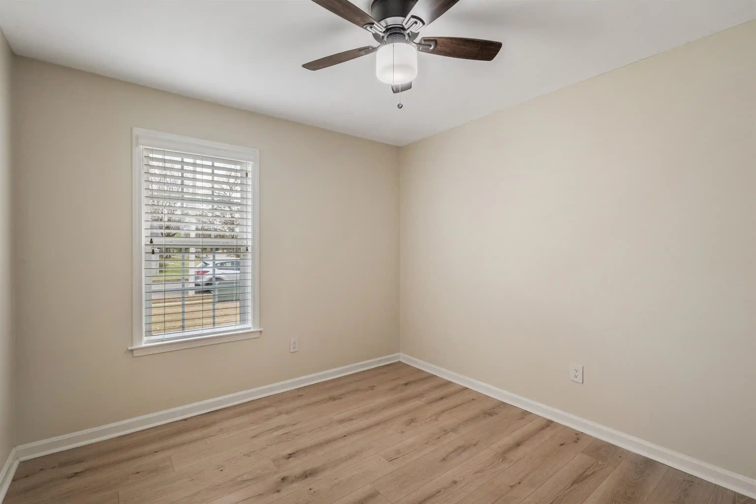Photo 3 of Single family home for sale at 7102 Rose Trl Dr, Memphis, TN 38133 | MLS# 10217545 | Listing updated on 2026-07-16
