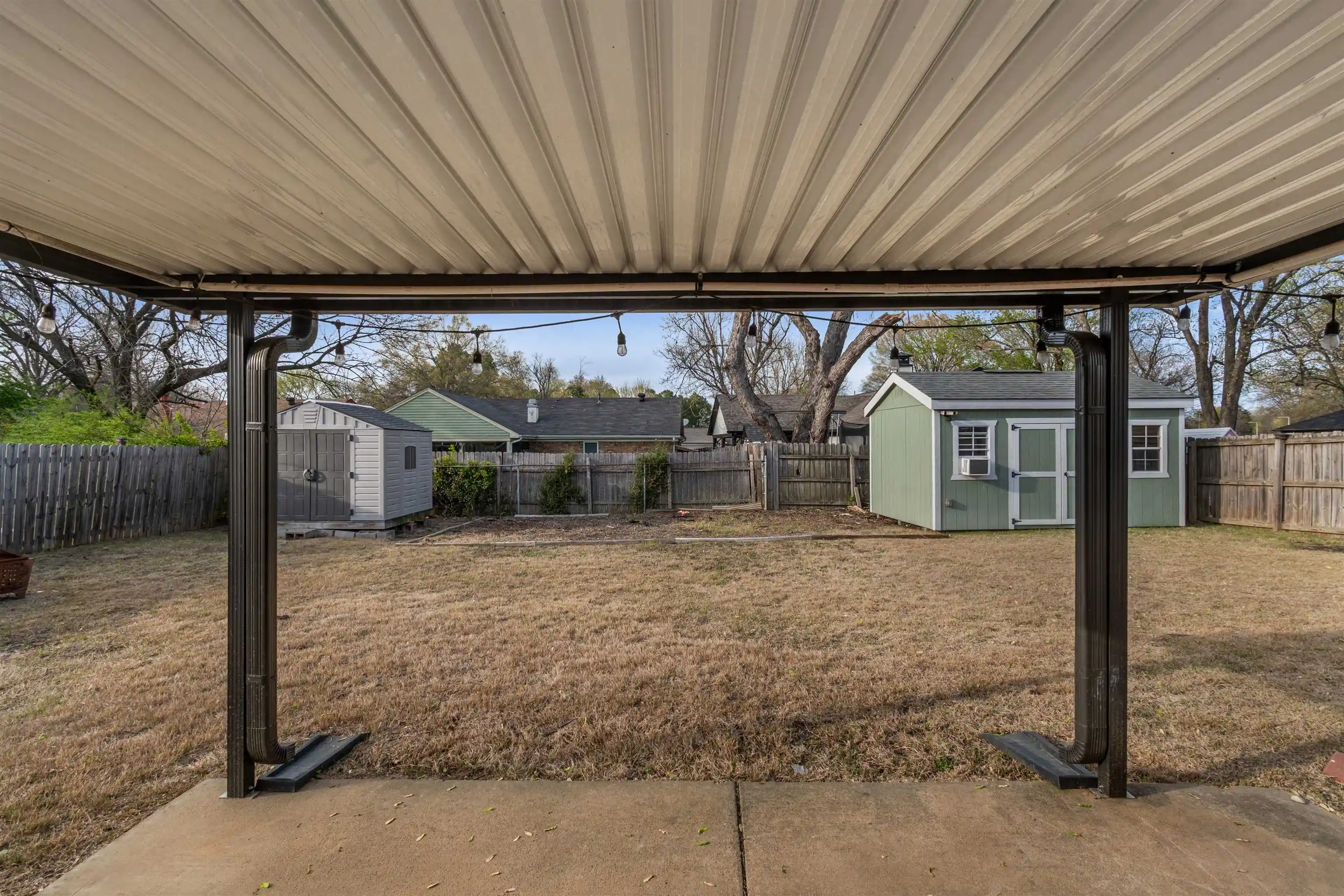 Photo 4 of Single family home for sale at 7102 Rose Trl Dr, Memphis, TN 38133 | MLS# 10217545 | Listing updated on 2026-07-16