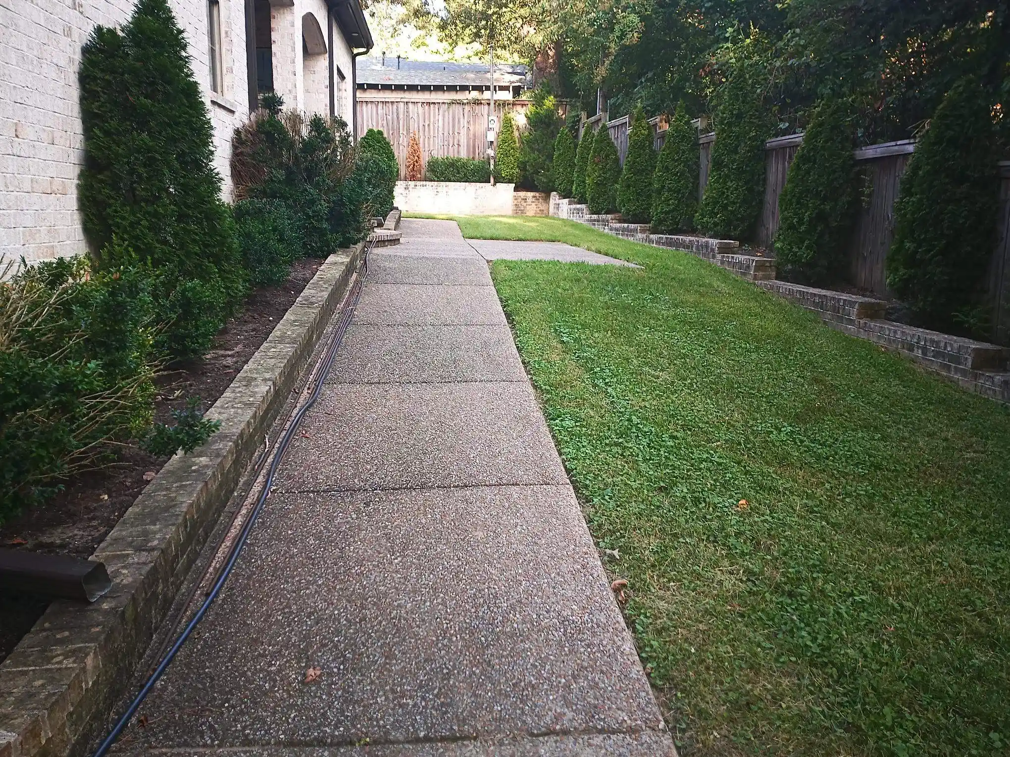 3rd image of 5690 Walnut Grove Rd, Memphis, TN 38120 | MLS# 10217587