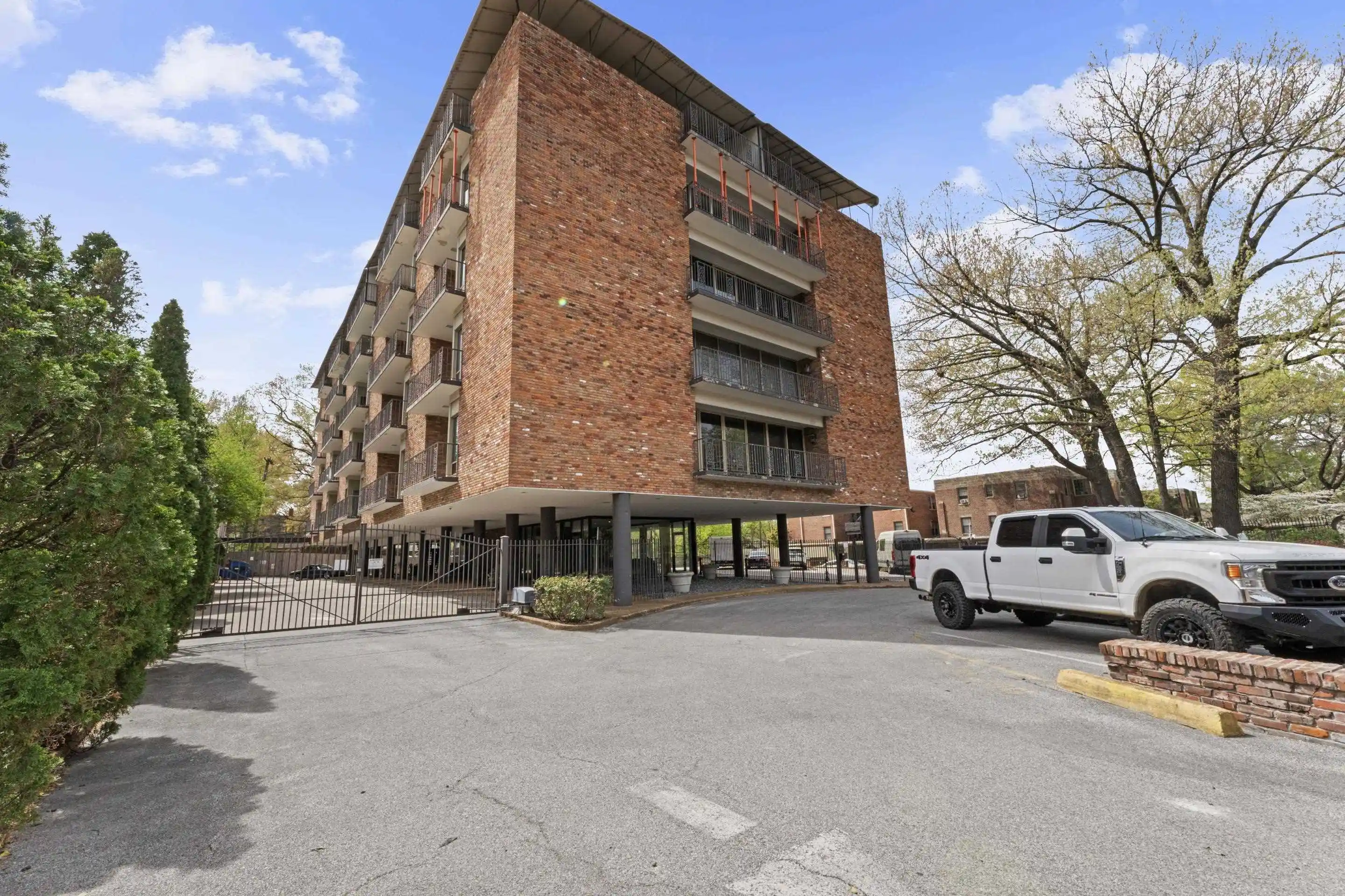 1st image of 2195 Poplar Ave #207, Memphis, TN 38104 | MLS# 10217600