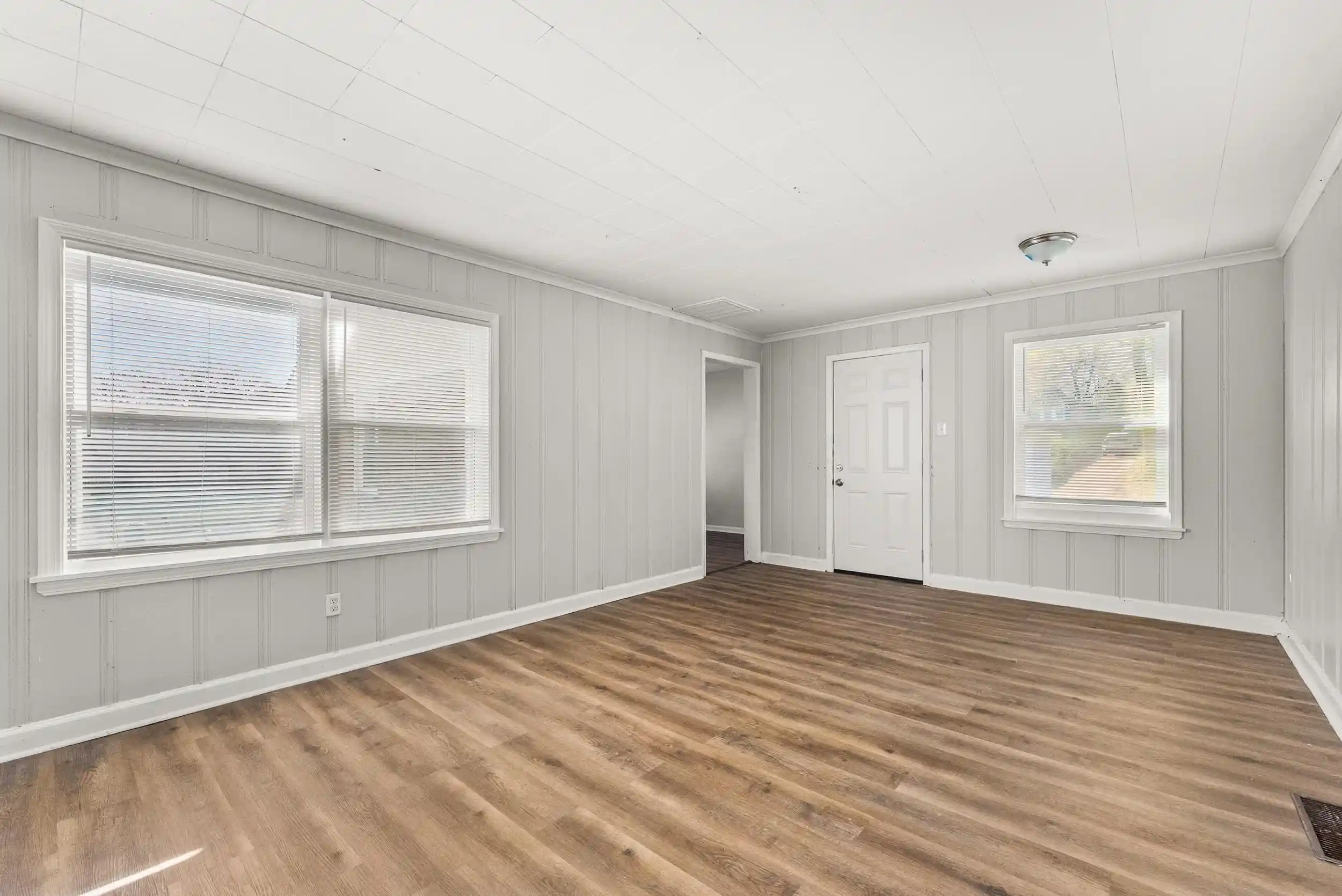 Photo 4 of Sale Pending at 3277 Ashland St, Memphis, TN 38127 | MLS# 10217619 | Listing updated on 2026-09-17