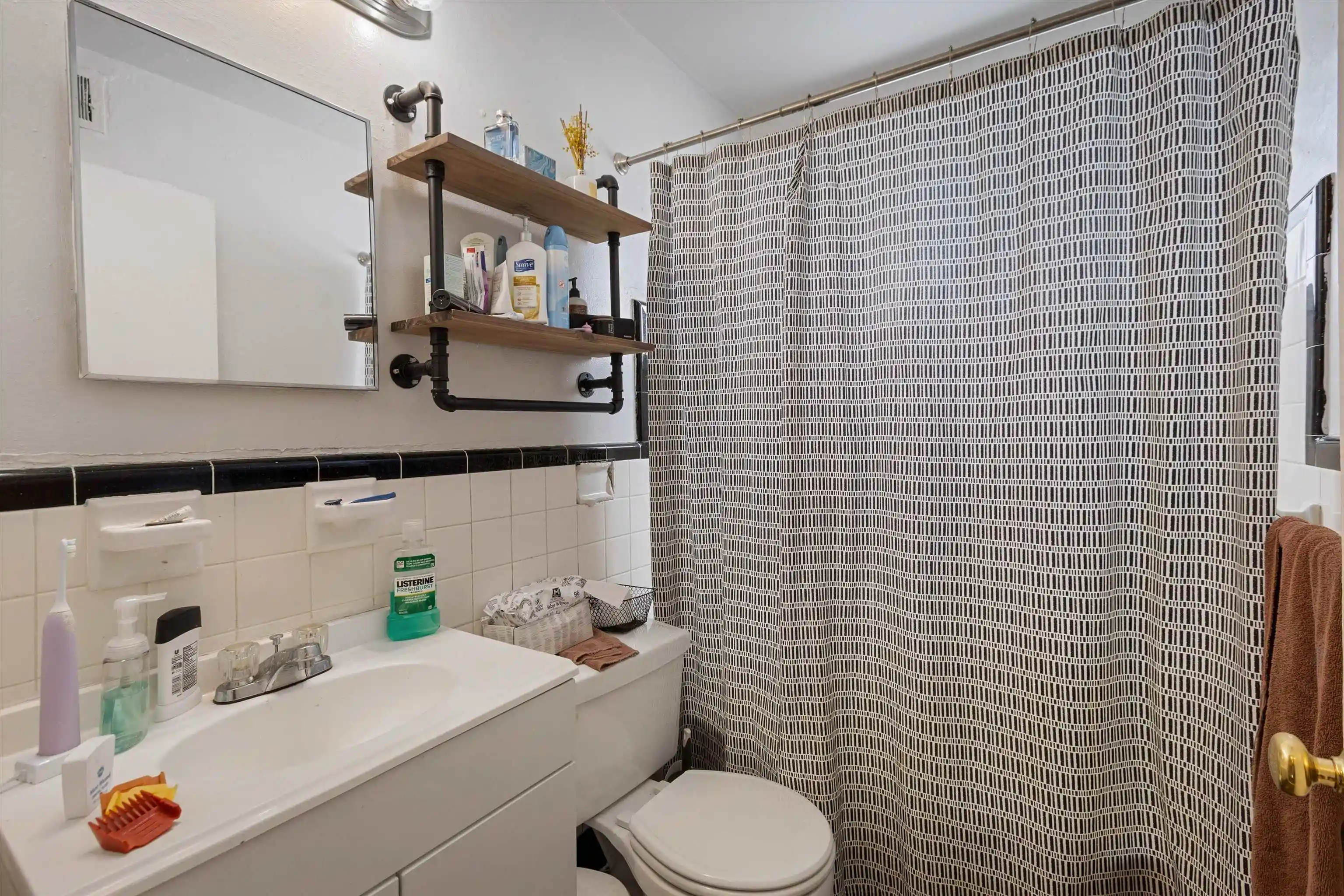 3rd image of 1072 N Evergreen St, Memphis, TN 38107 | MLS# 10217654