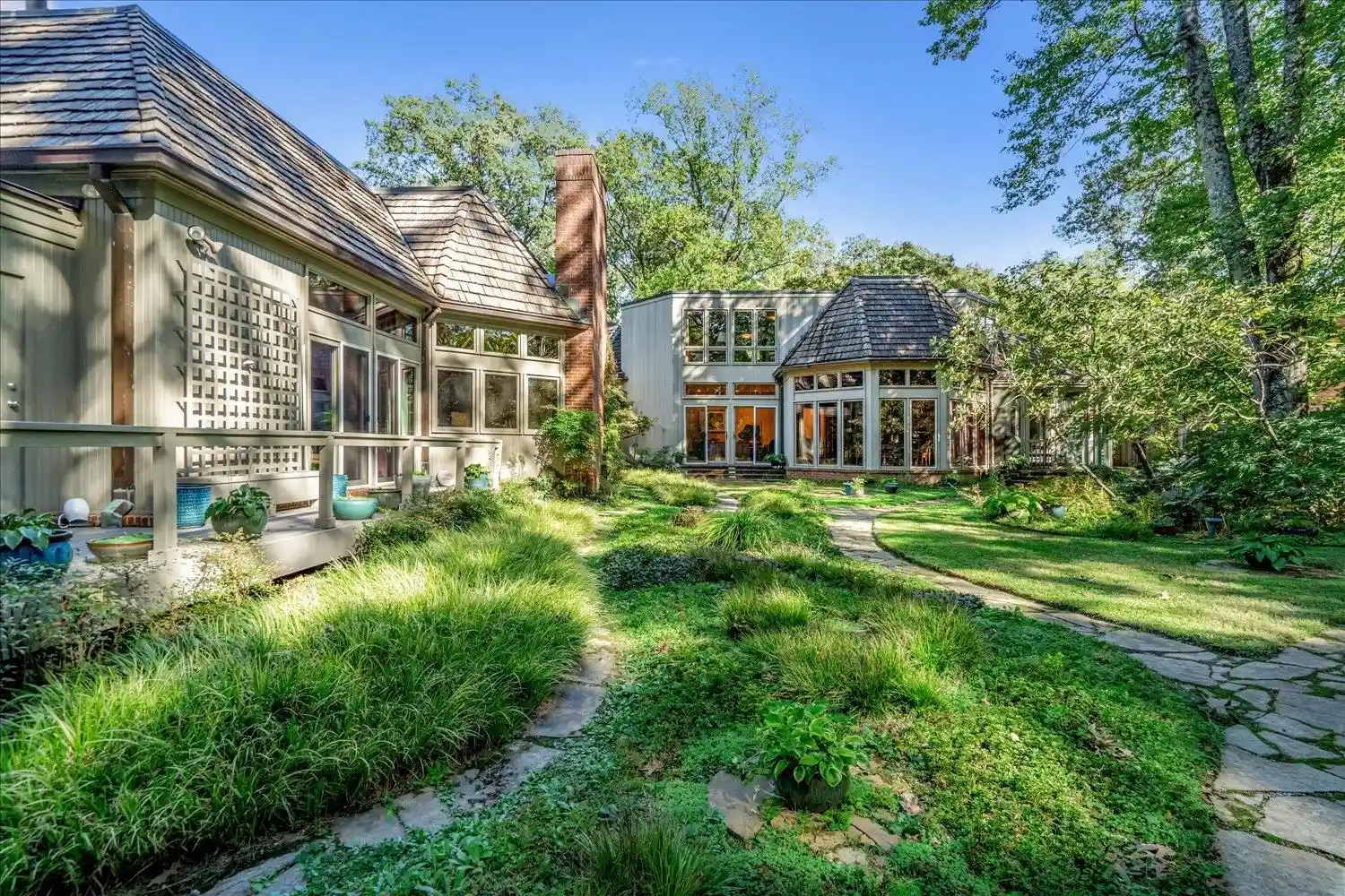 1st image of 311 E Cherry Cir, Memphis, TN 38117 | MLS# 10217694