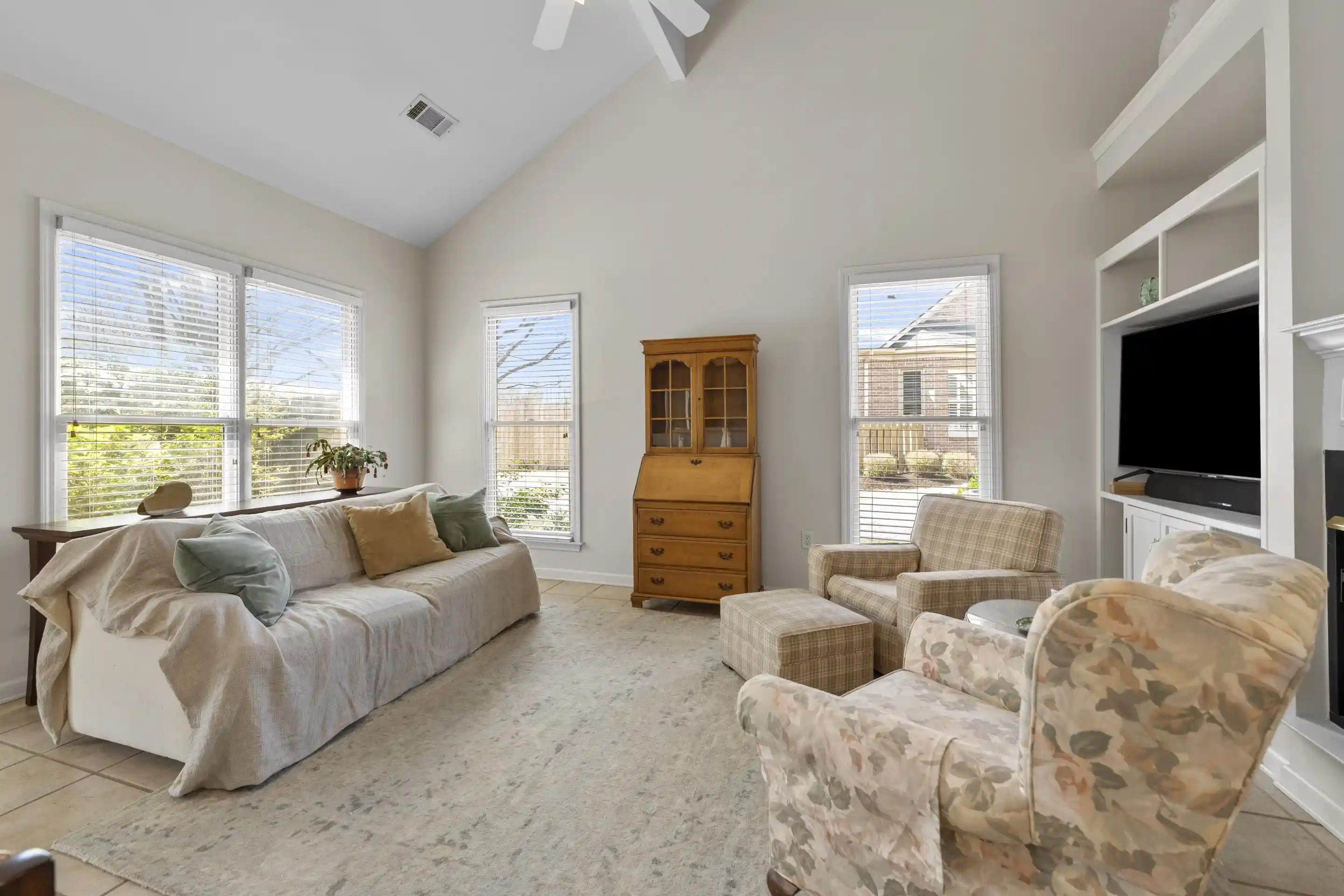 Homes for sale in Collierville, TN | 1701 Village Ridge Pl, Collierville, TN 38017 | MLS# 10217712