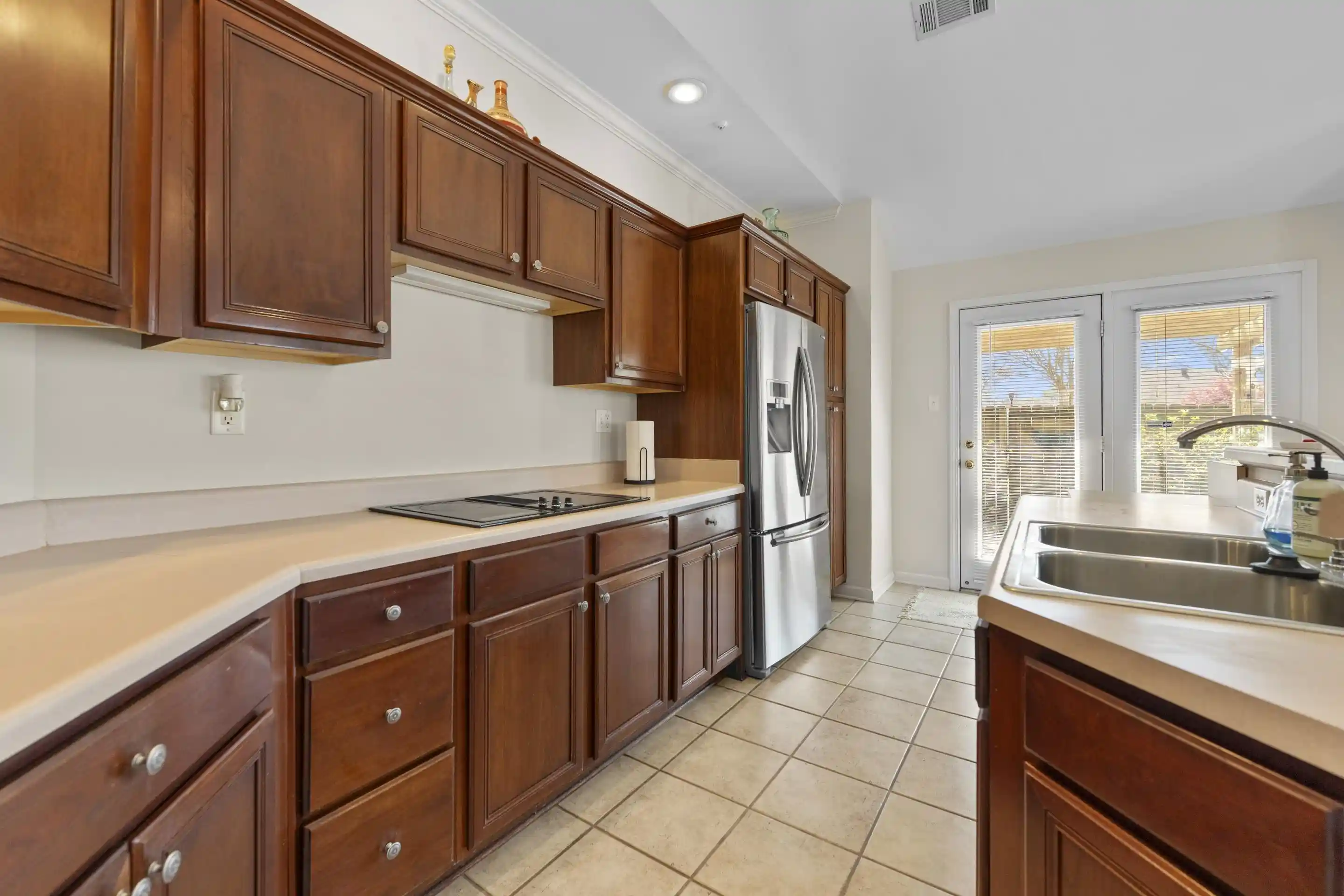 Homes for sale in Collierville, TN | 1701 Village Ridge Pl, Collierville, TN 38017 | MLS# 10217712