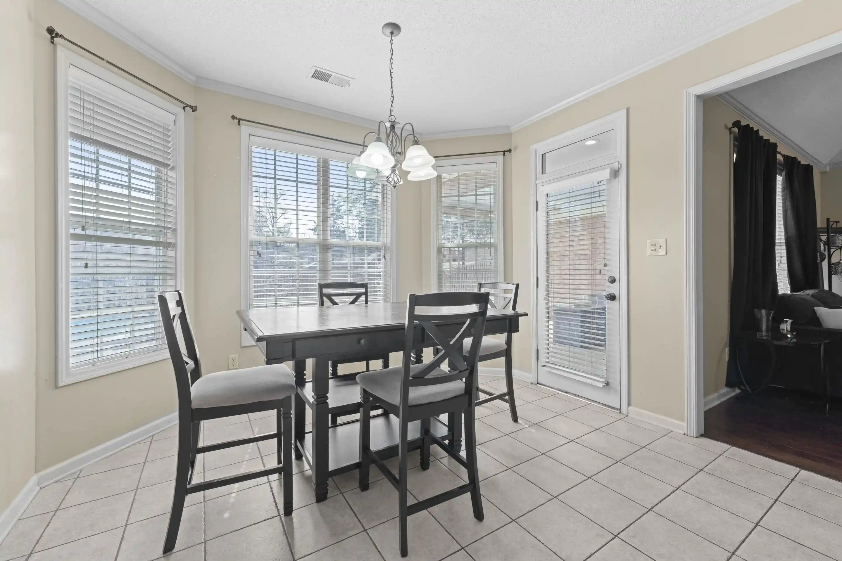 3rd image of 8717 Brunswick Farms Dr, Bartlett, TN 38002 | MLS# 10217725