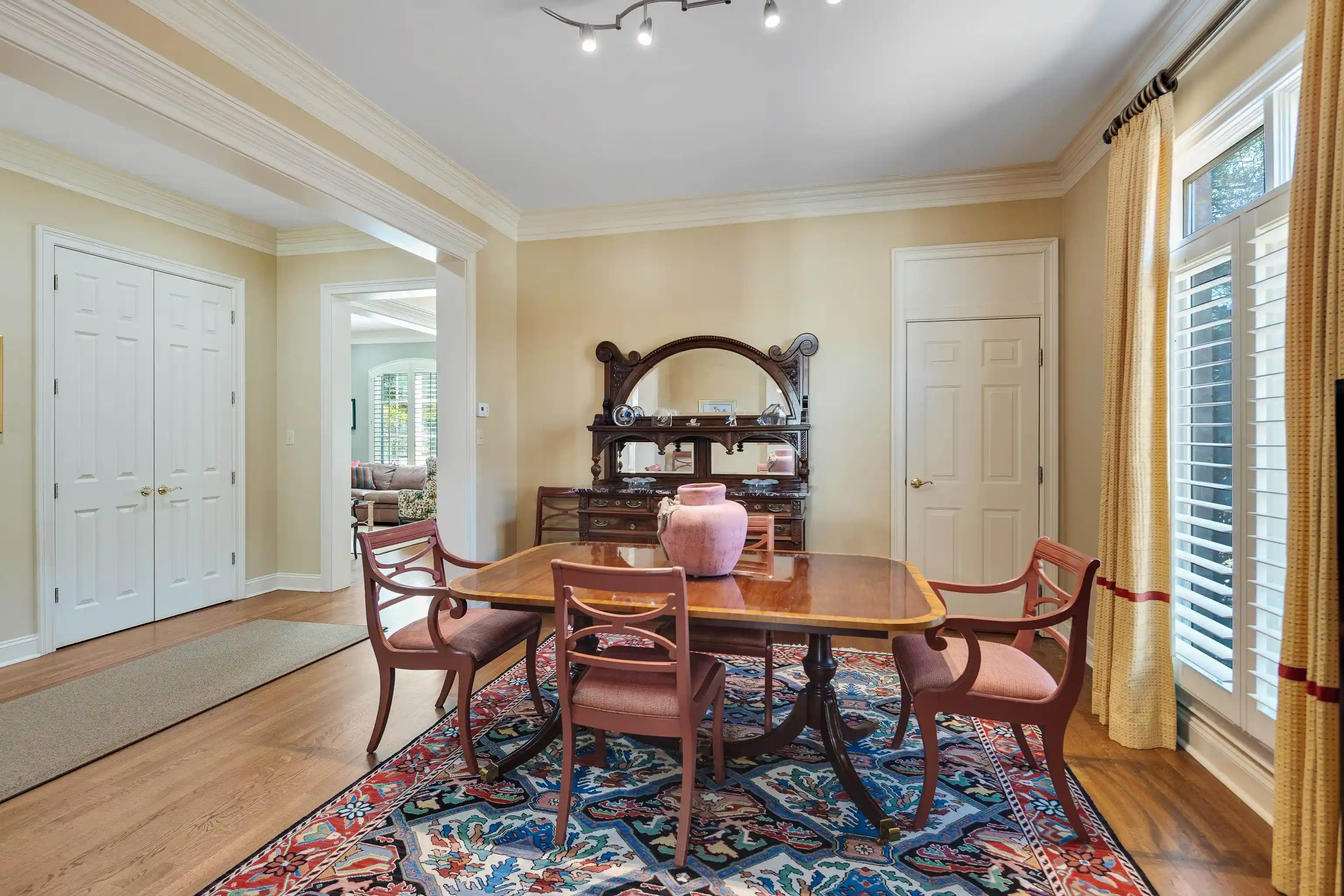 2nd image of 7302 Mont Blanc Dr, Germantown, TN 38138 | MLS# 10217738