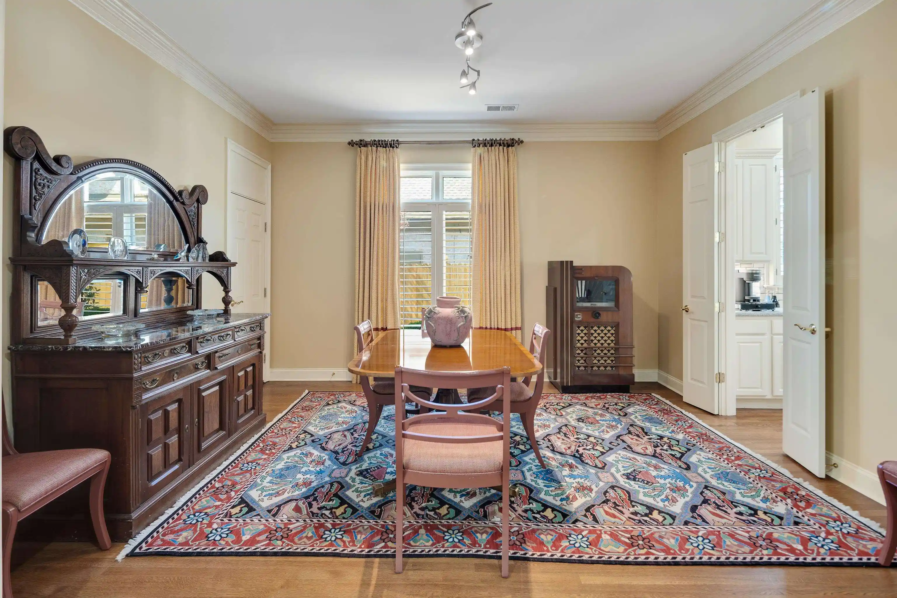 3rd image of 7302 Mont Blanc Dr, Germantown, TN 38138 | MLS# 10217738