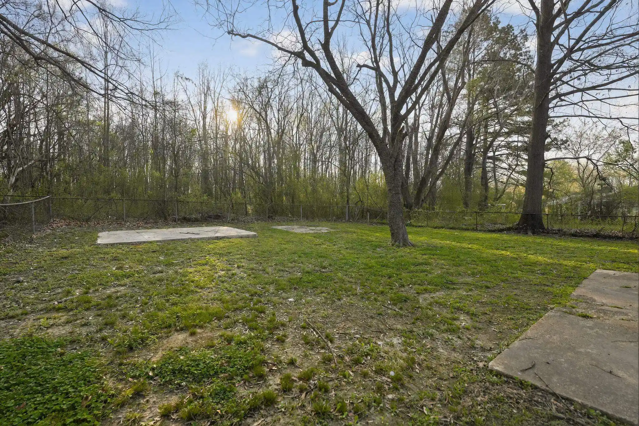 Photo 3 of Sale Pending at 608 Northaven Dr, Unicorp/memphis, TN 38127 | MLS# 10217857 | Listing updated on 2026-09-11