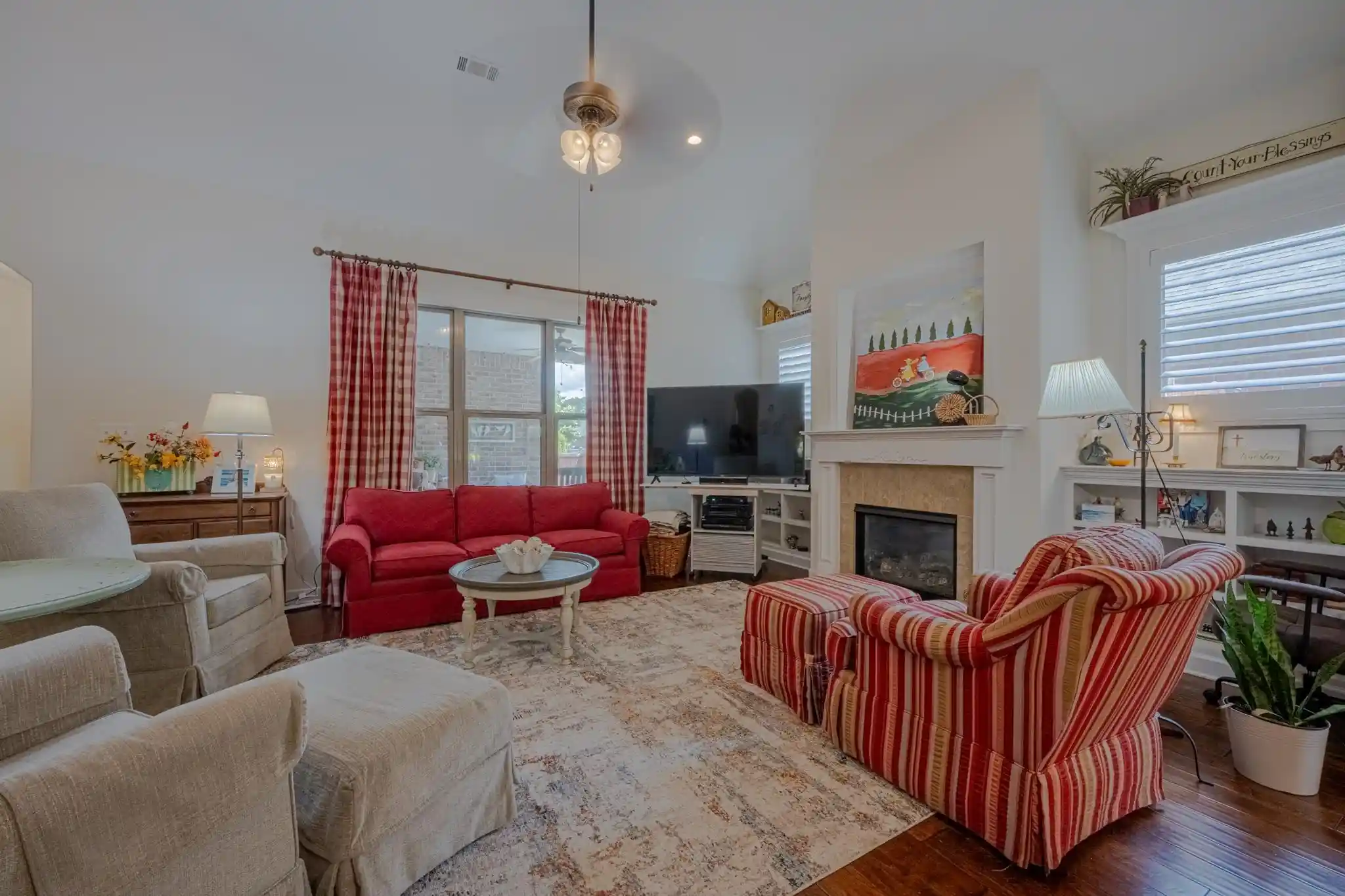 Homes for sale in Collierville, TN | 340 Dogwood Valley Dr, Collierville, TN 38017 | MLS# 10217872