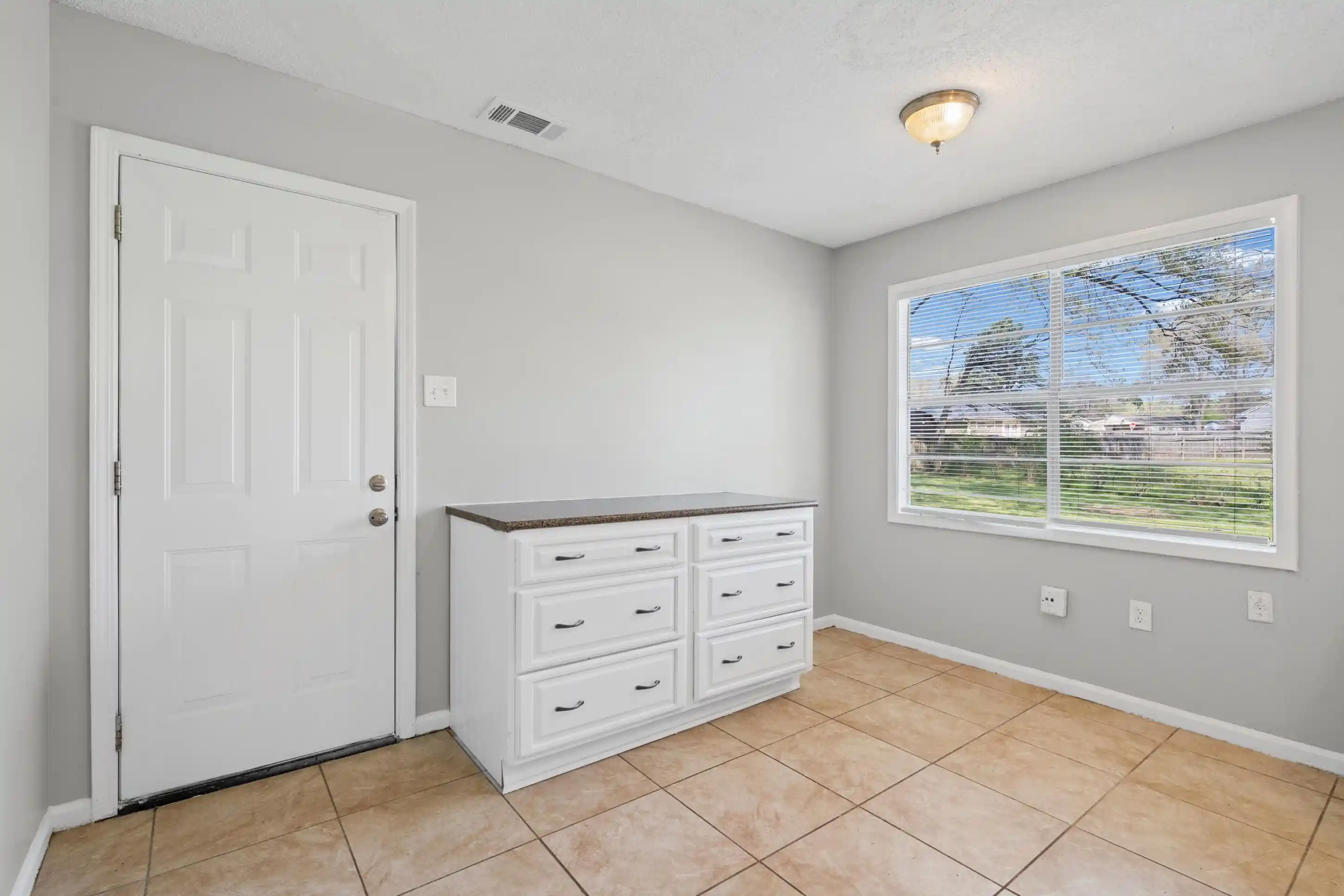 Homes for sale in Collierville, TN | 496 Greenview Cv, Collierville, TN 38017 | MLS# 10217885