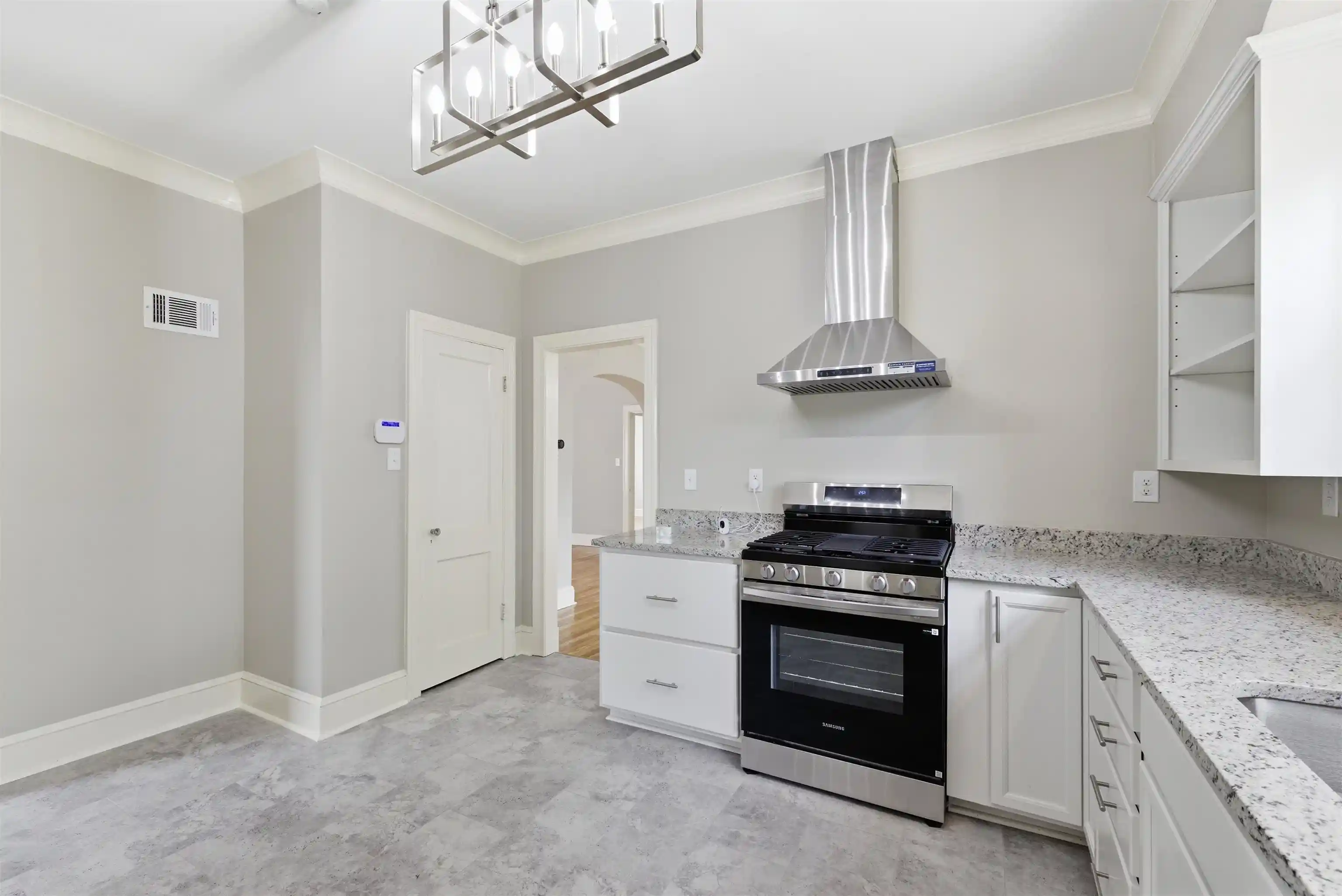 3rd image of 959 University St, Memphis, TN 38107 | MLS# 10217930