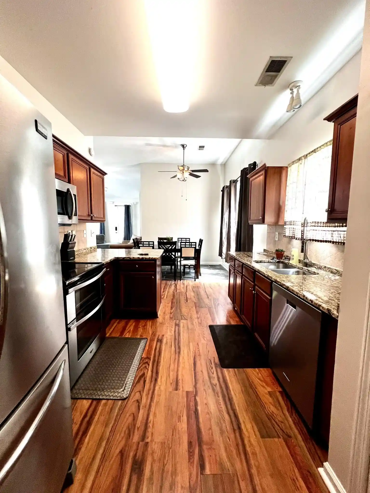 Photo 1 of Single family home for sale at 1197 Misty Isle Dr, Memphis, TN 38103 | MLS# 10217941 | Listing updated on 2026-09-28