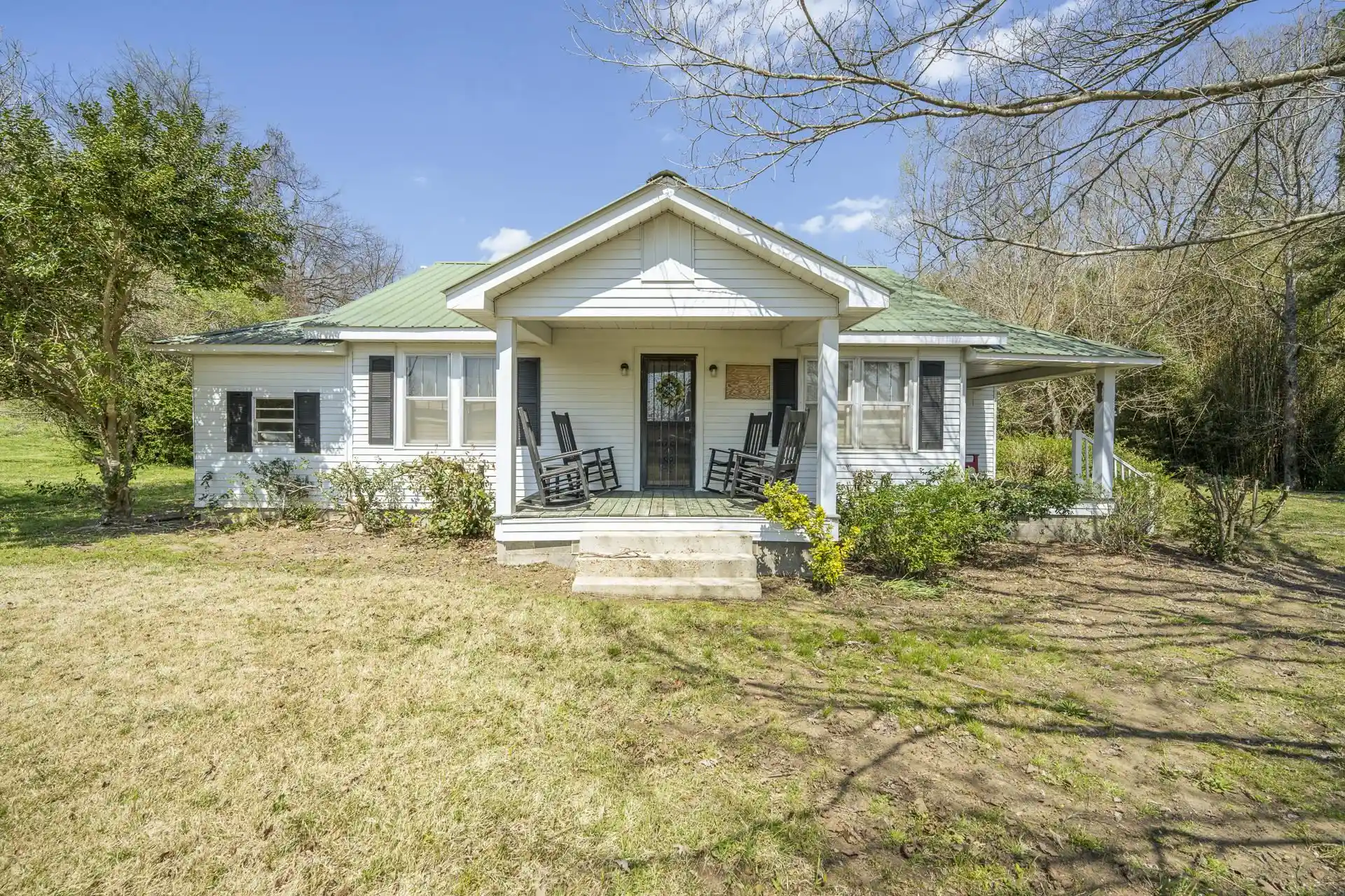 Homes for sale in Clifton, TN | 2423 Hardin Creek Rd, Clifton, TN 38425 | MLS# 10217973