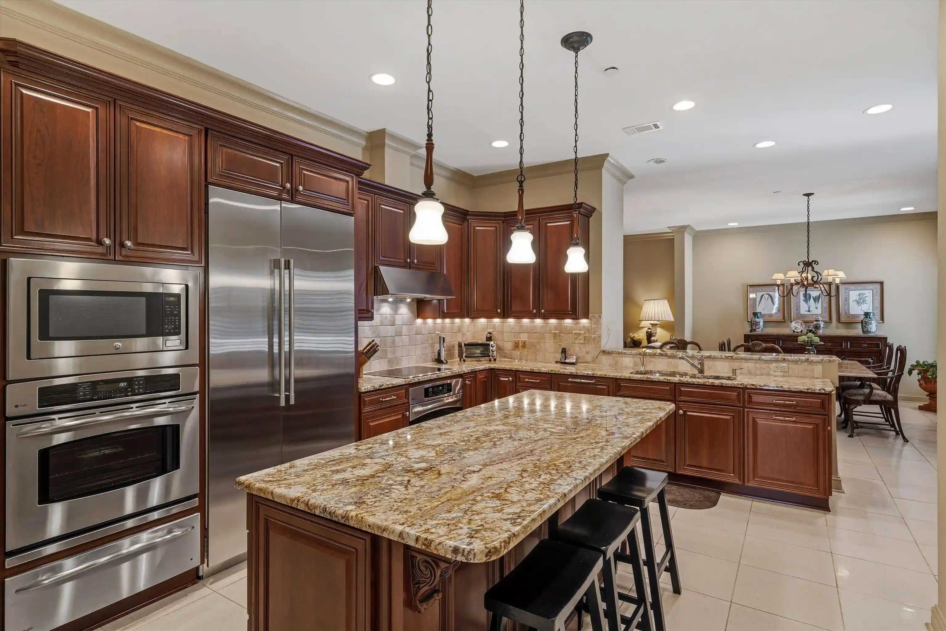 5th image of 5194 Lexington Clb Cv, Memphis, TN 38117
