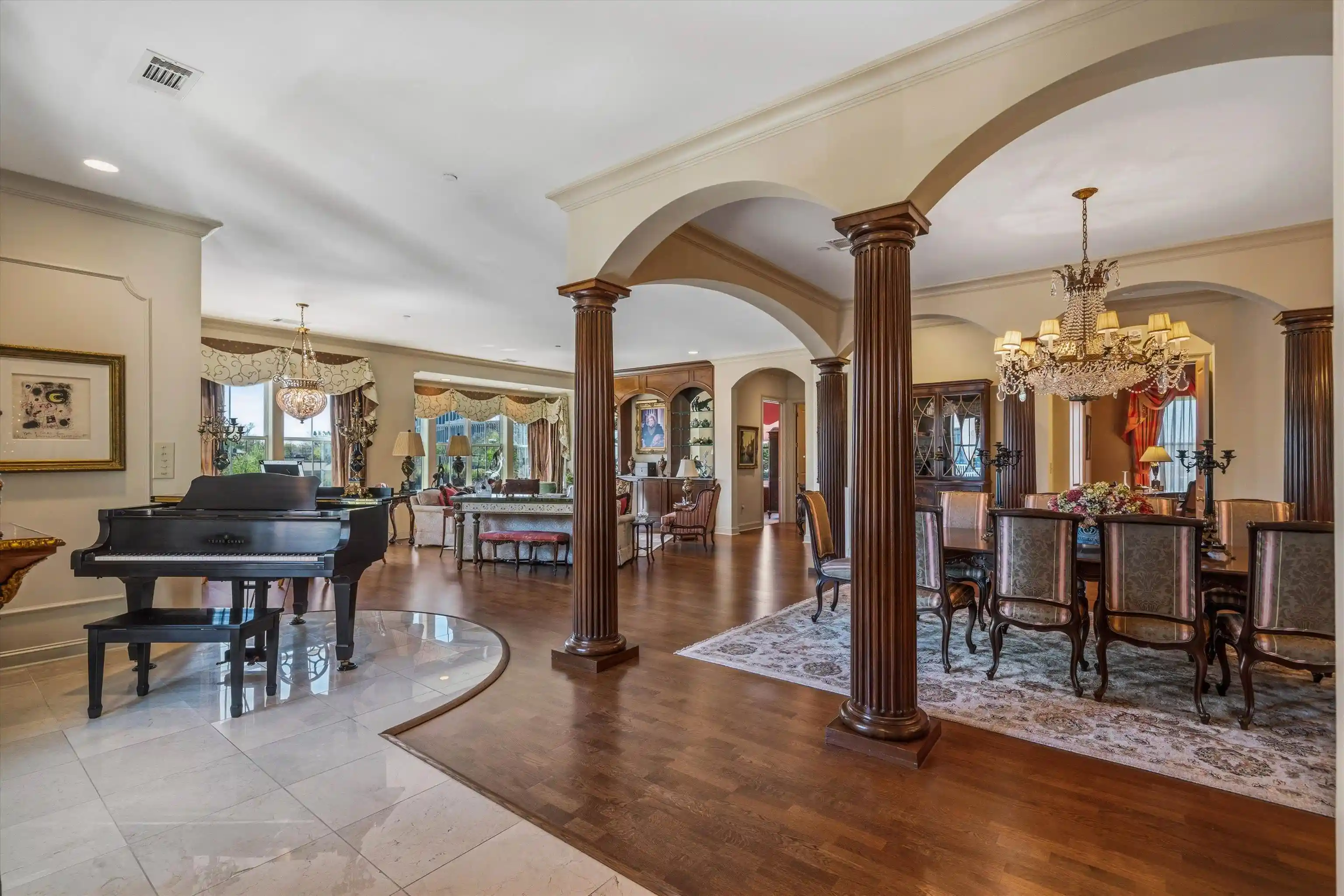 2nd image of 5194 Lexington Clb Cv, Memphis, TN 38117