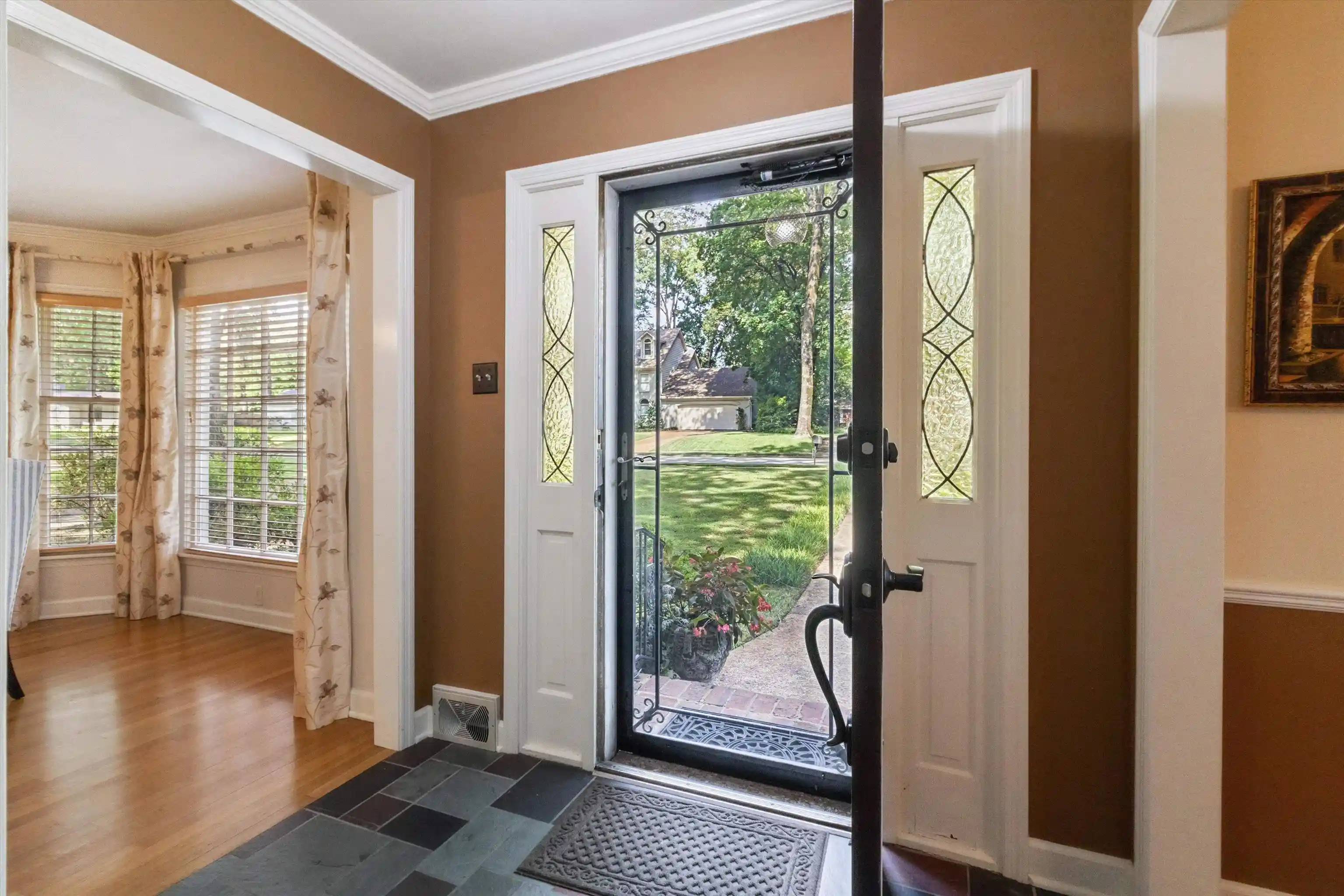 2nd image of 1164 Brookfield Rd, Memphis, TN 38119 | MLS# 10218160