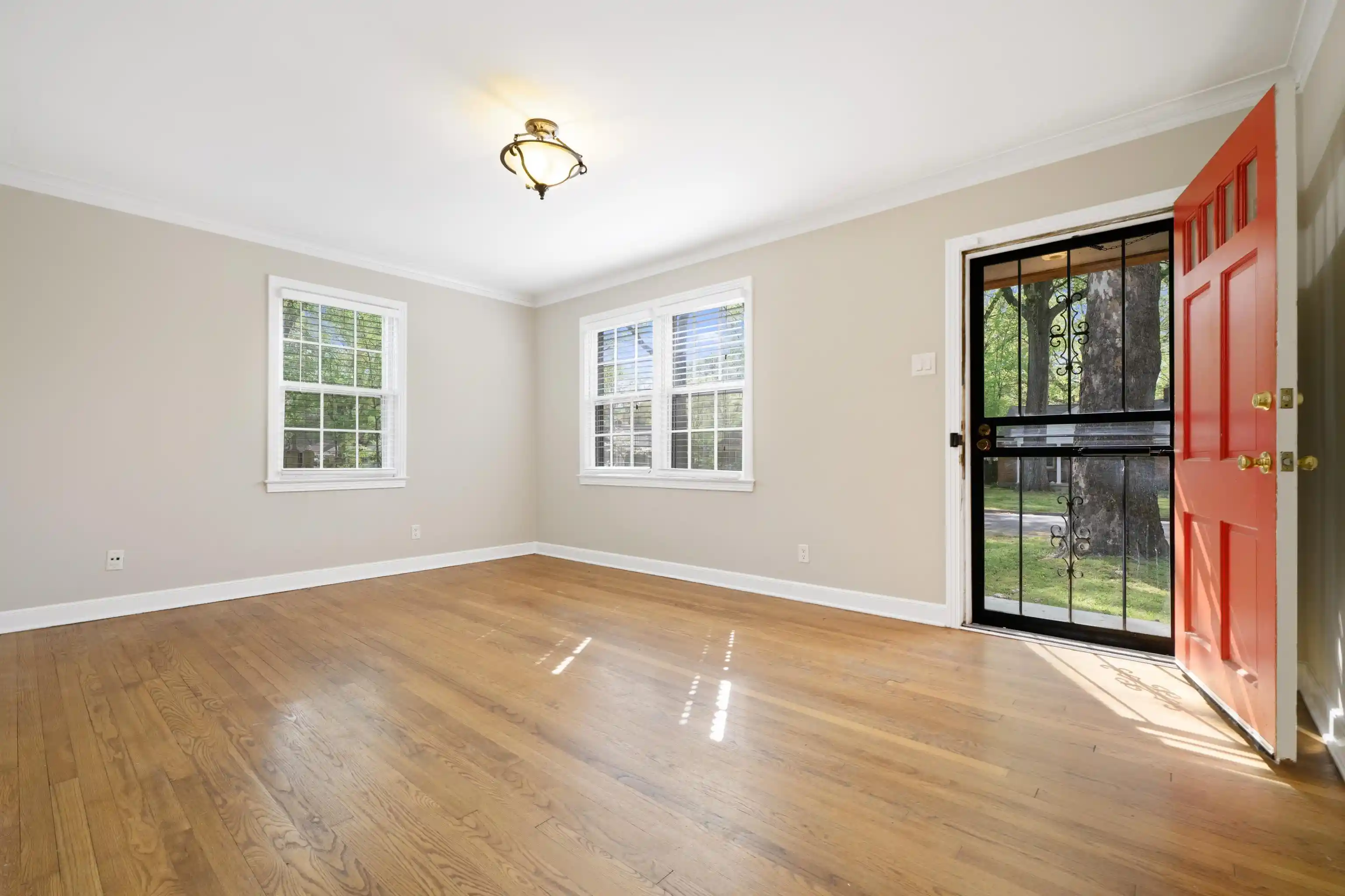 2nd image of 764 Moss Dr, Memphis, TN 38117 | MLS# 10218296