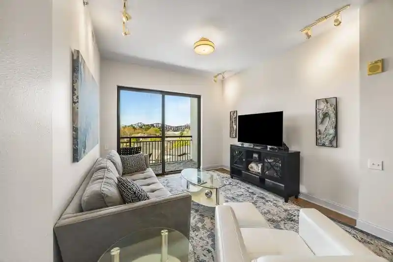 Photo 3 of Condo for sale at 717 Riverside Dr #603, Memphis, TN 38103 | MLS# 10218318 | Listing updated on 2026-08-30